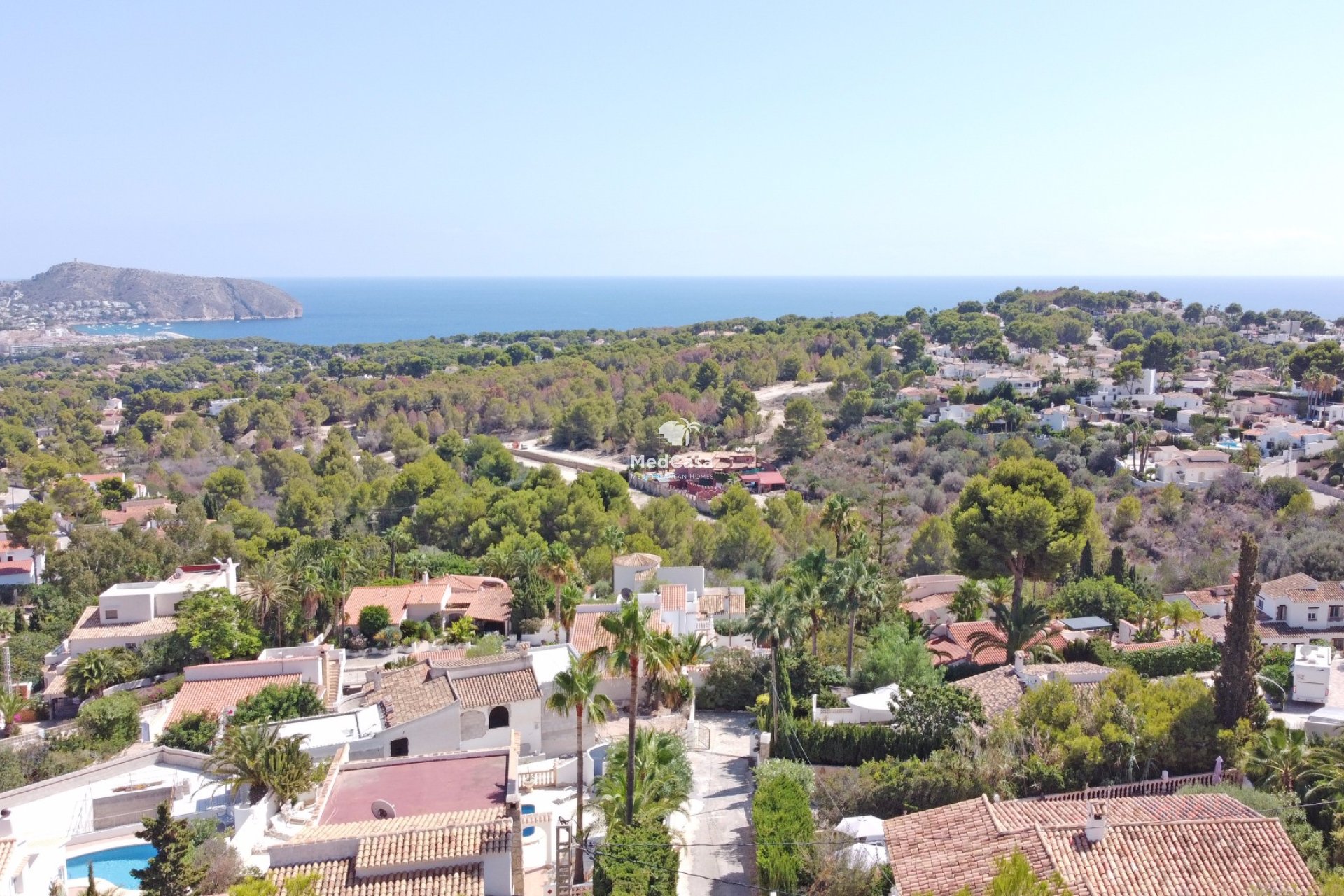 Resale - Villa -
Moraira - Benimeit