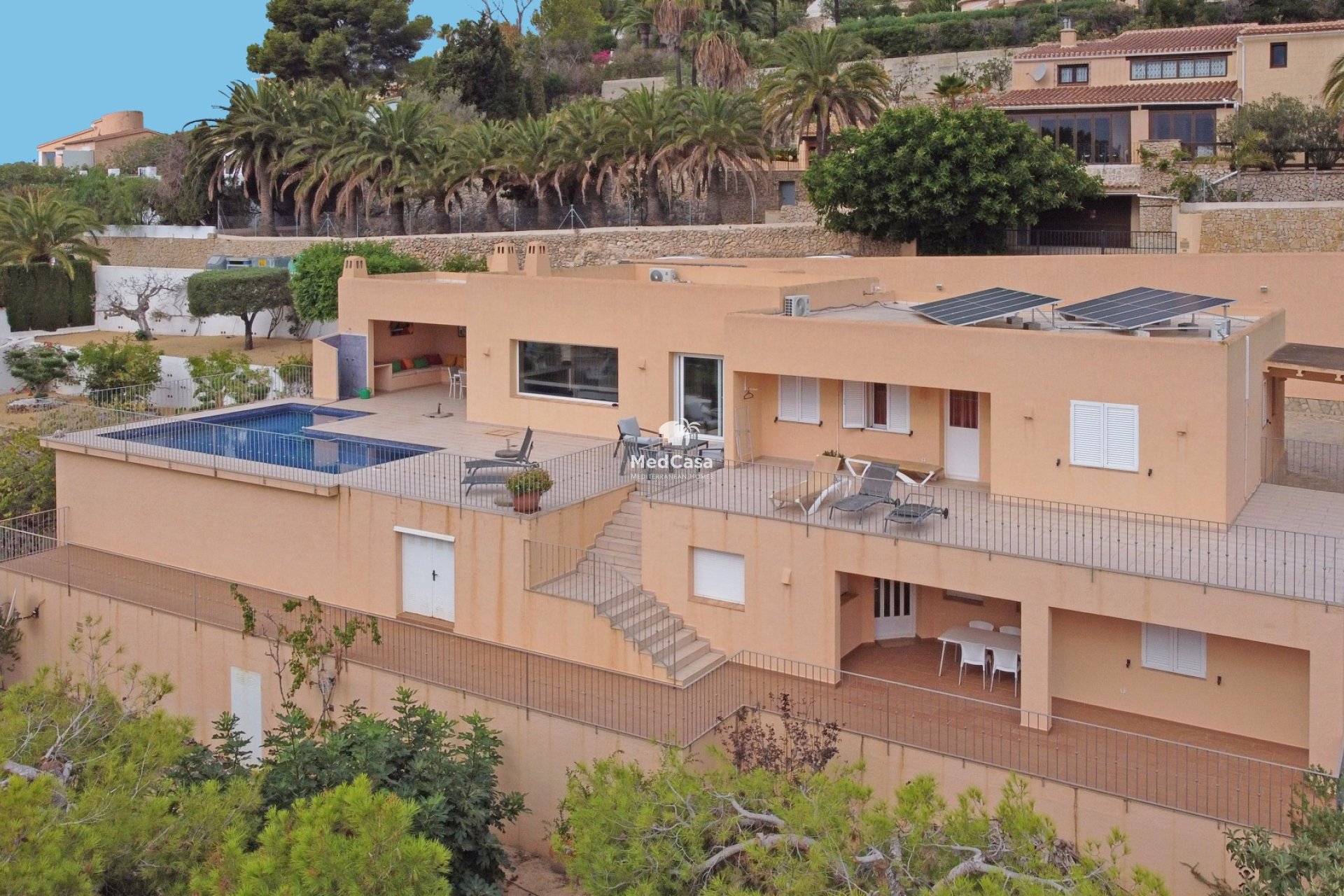 Resale - Villa -
Moraira - Benimeit