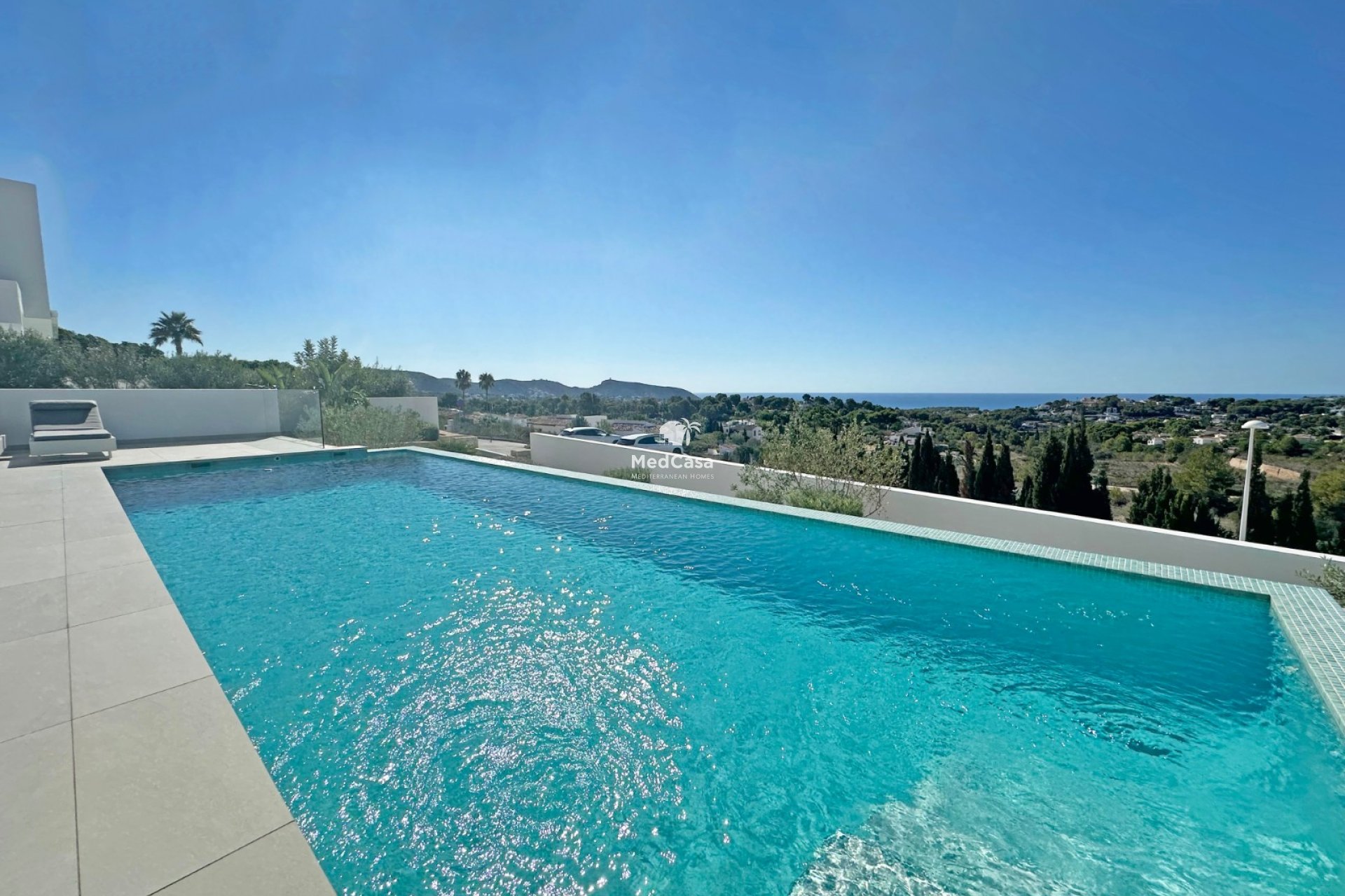 Resale - Villa -
Moraira - Benimeit