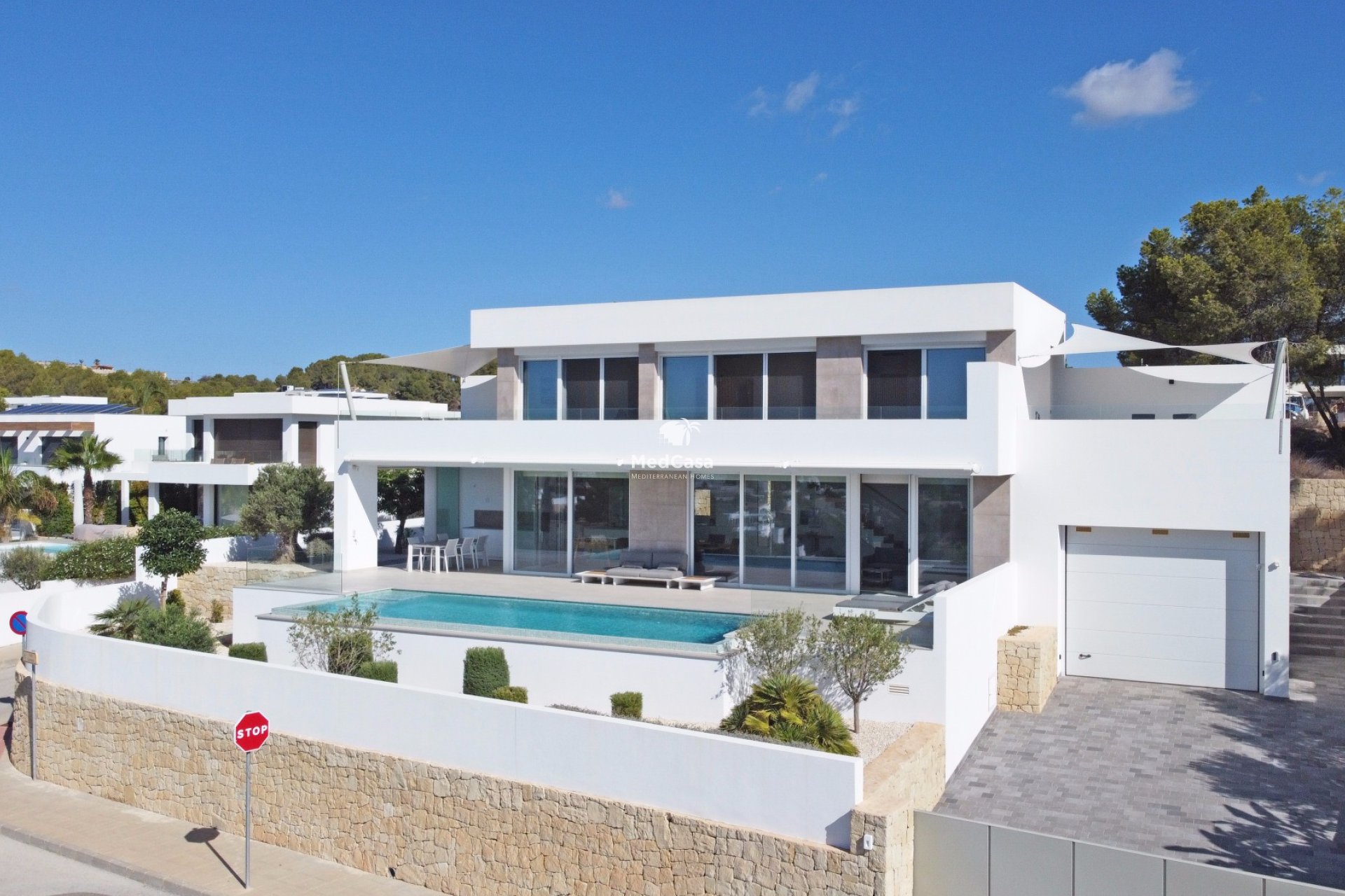 Resale - Villa -
Moraira - Benimeit