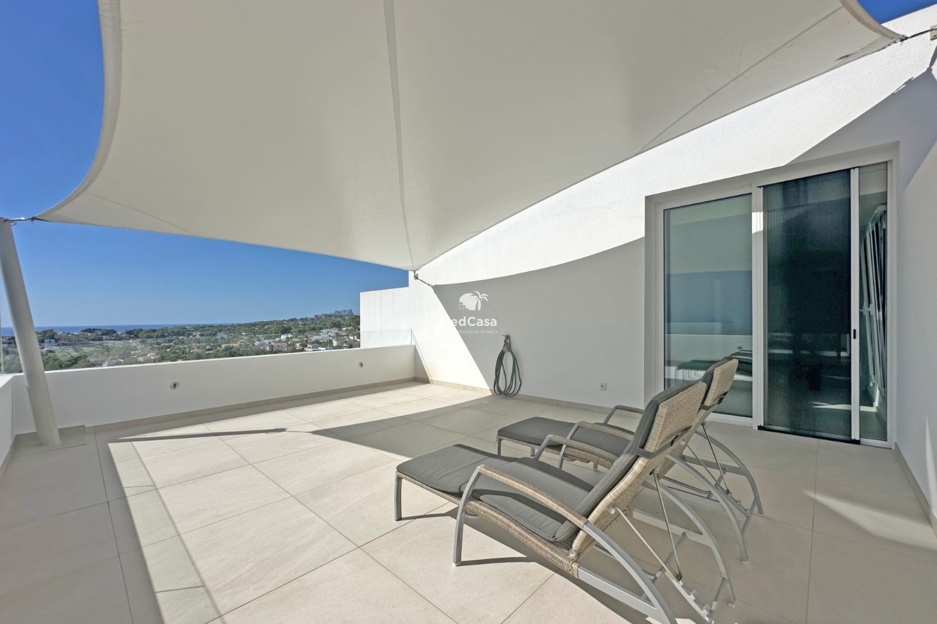 Resale - Villa -
Moraira - Benimeit