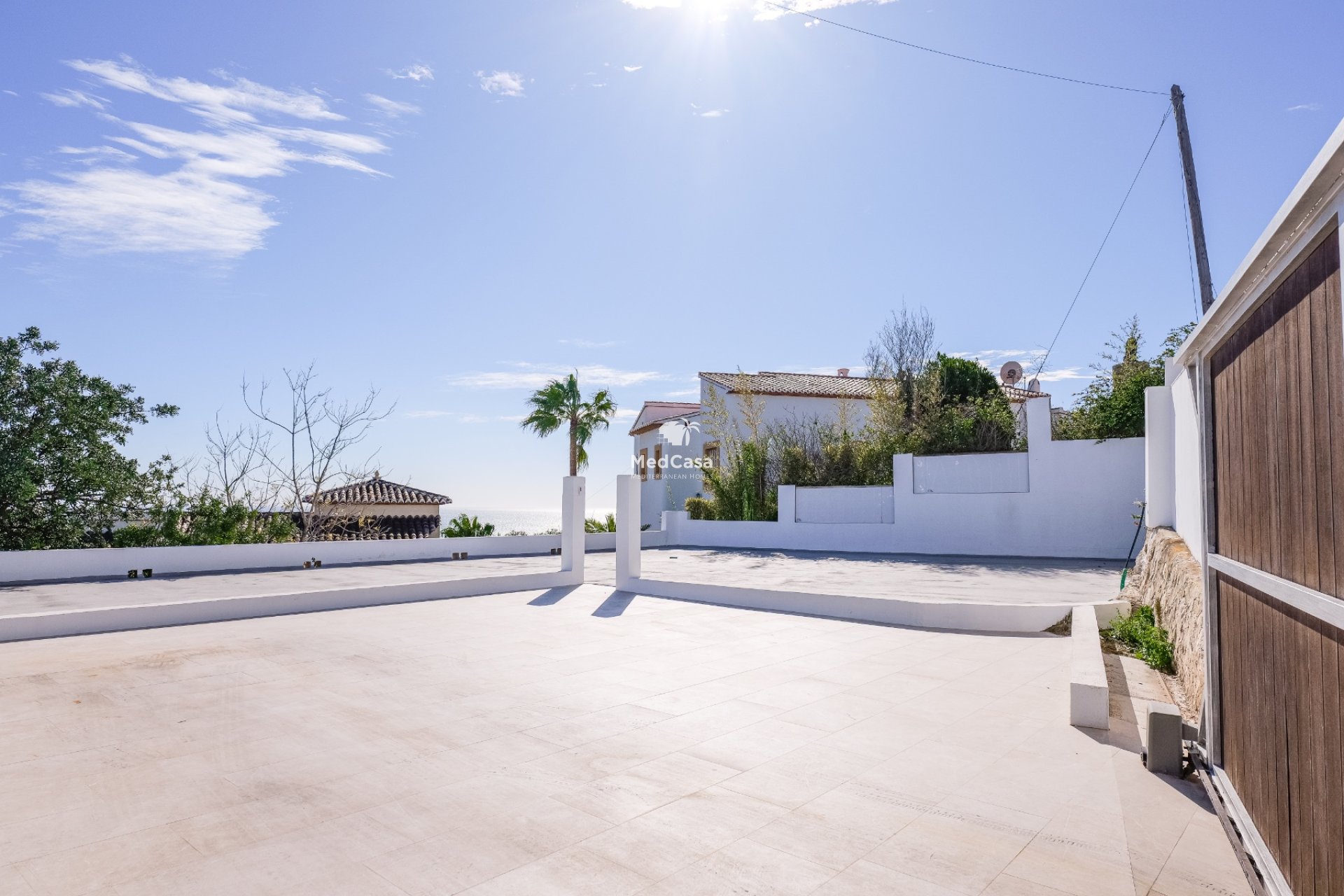 Resale - Villa -
Moraira - Benimeit