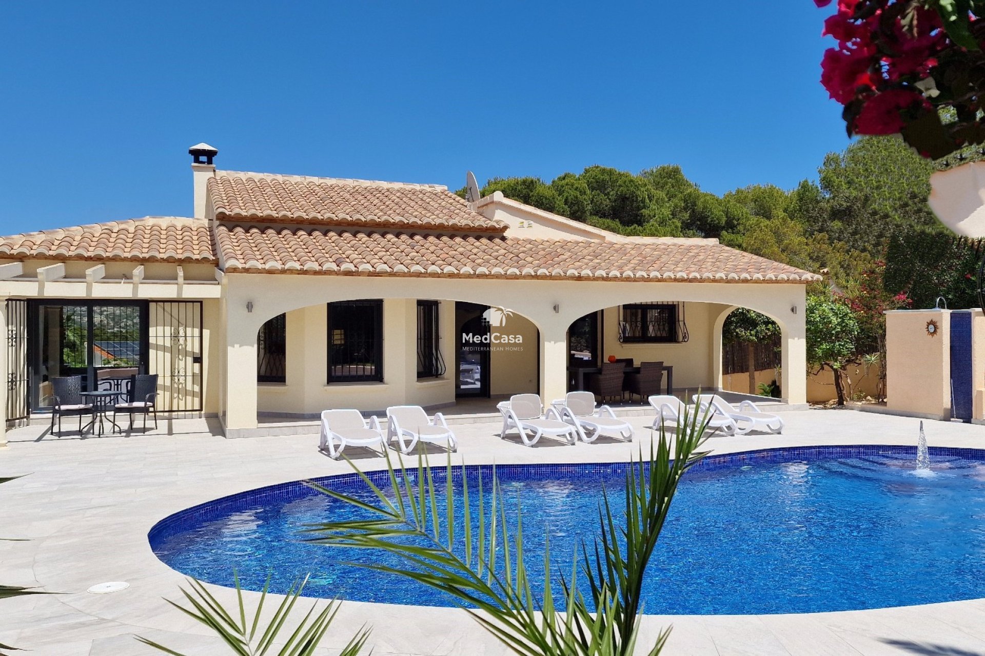 Resale - Villa -
Moraira - Cap Blanc