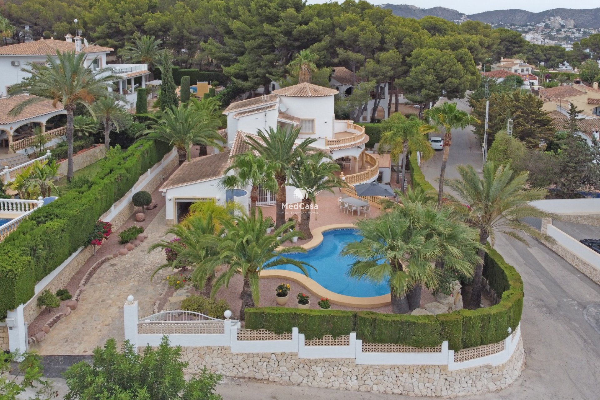 Resale - Villa -
Moraira - Cometa