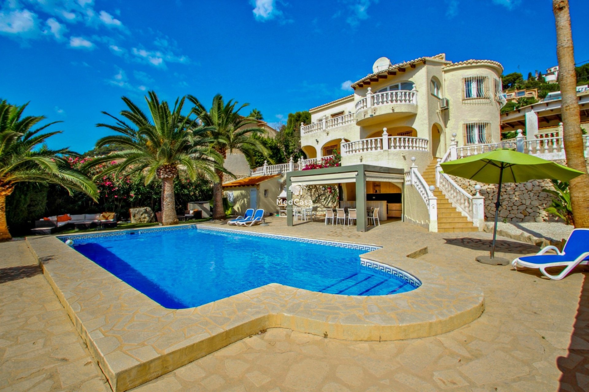 Resale - Villa -
Moraira - El Pinar de L'Advocat