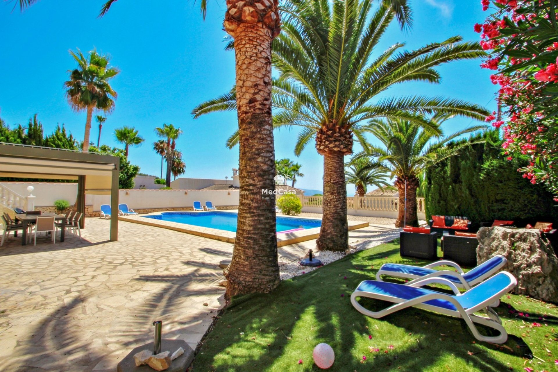 Resale - Villa -
Moraira - El Pinar de L'Advocat