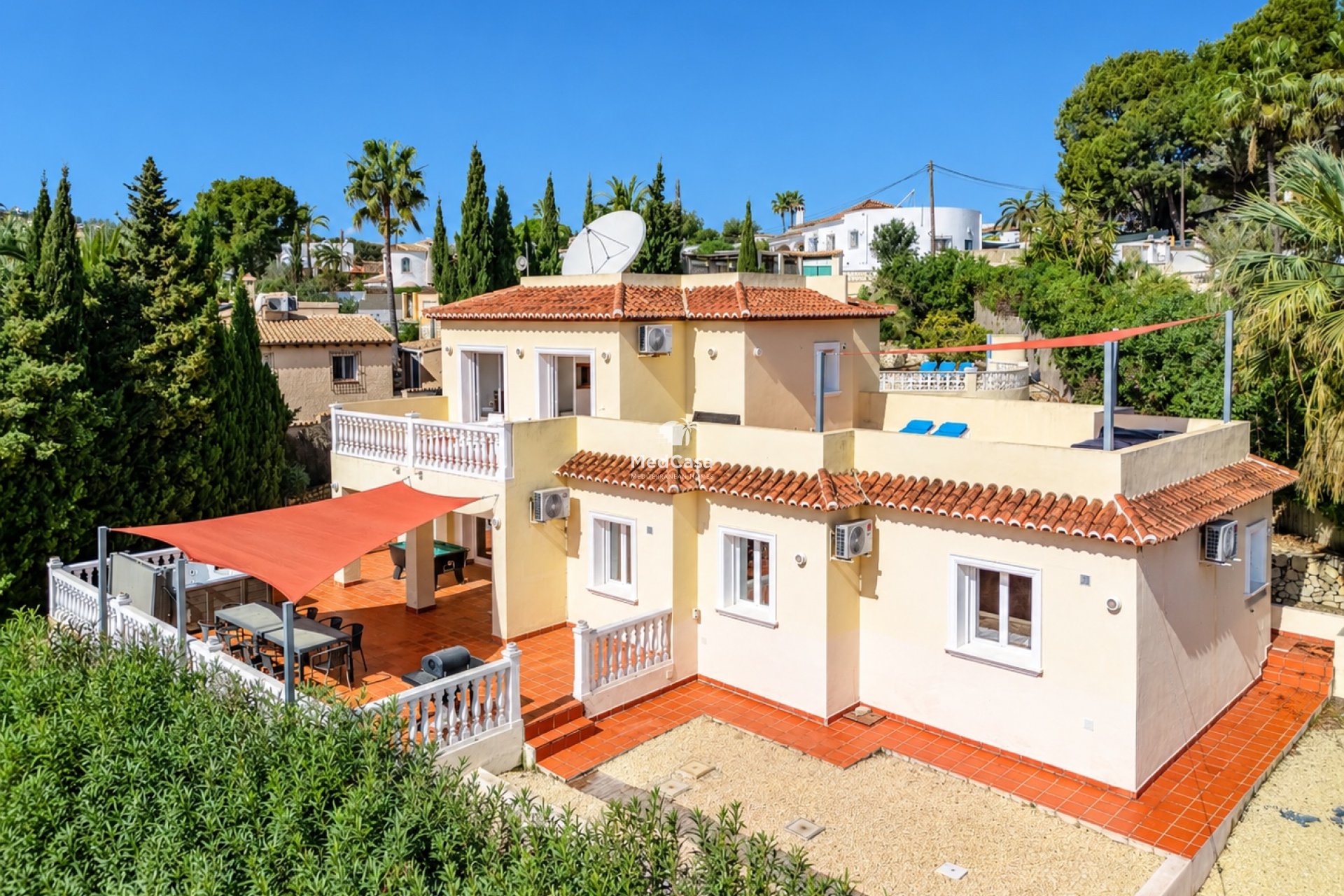 Resale - Villa -
Moraira - El Tesoro