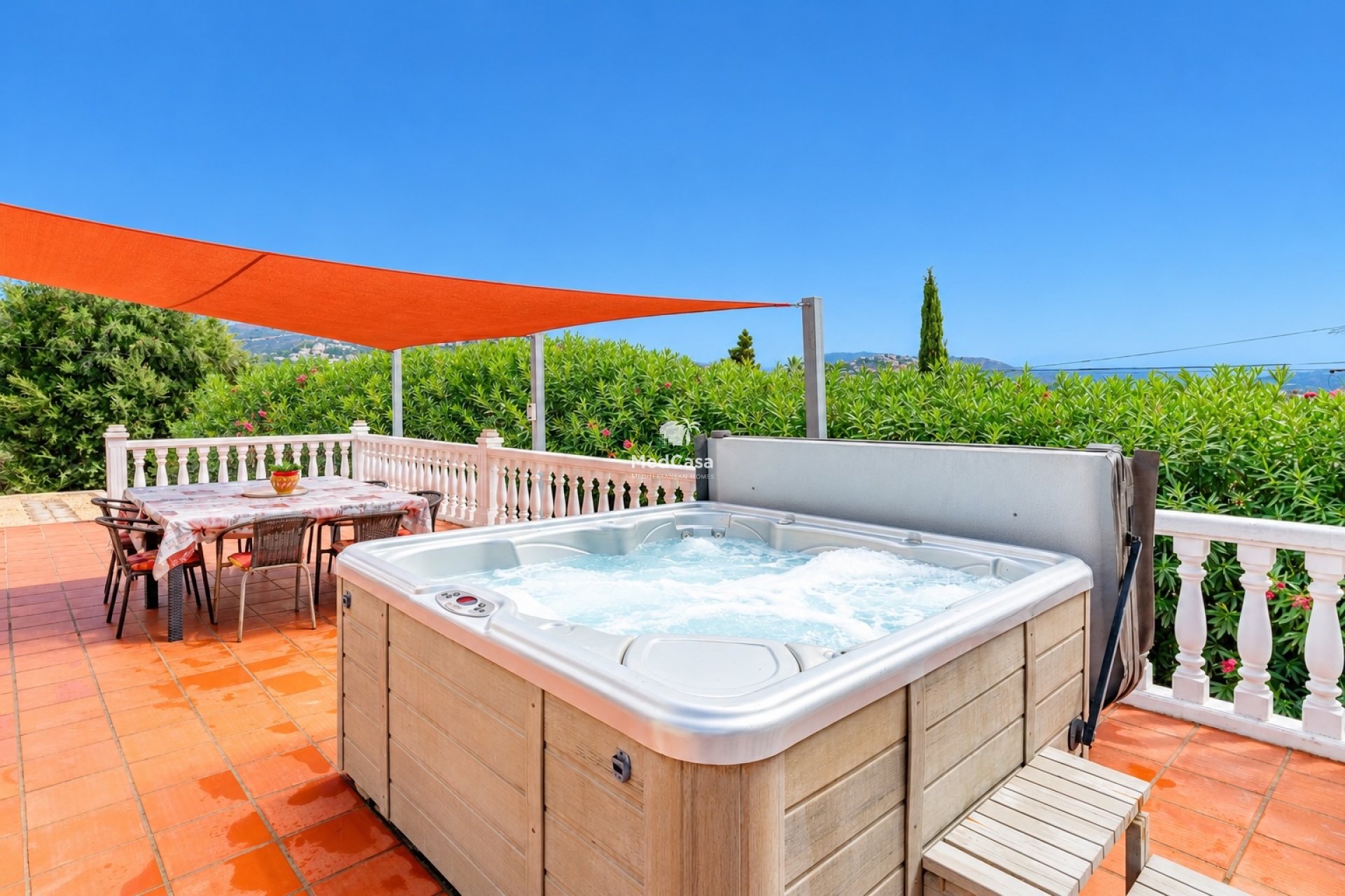 Resale - Villa -
Moraira - El Tesoro