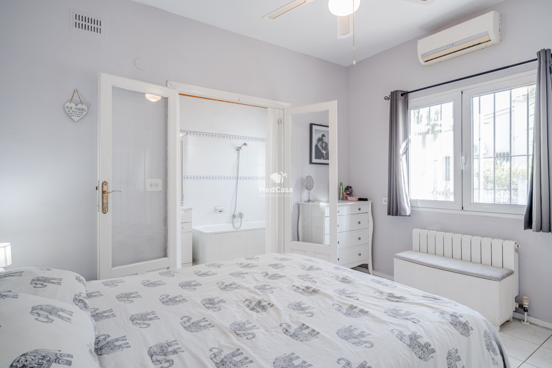 Resale - Villa -
Moraira - La Sabatera