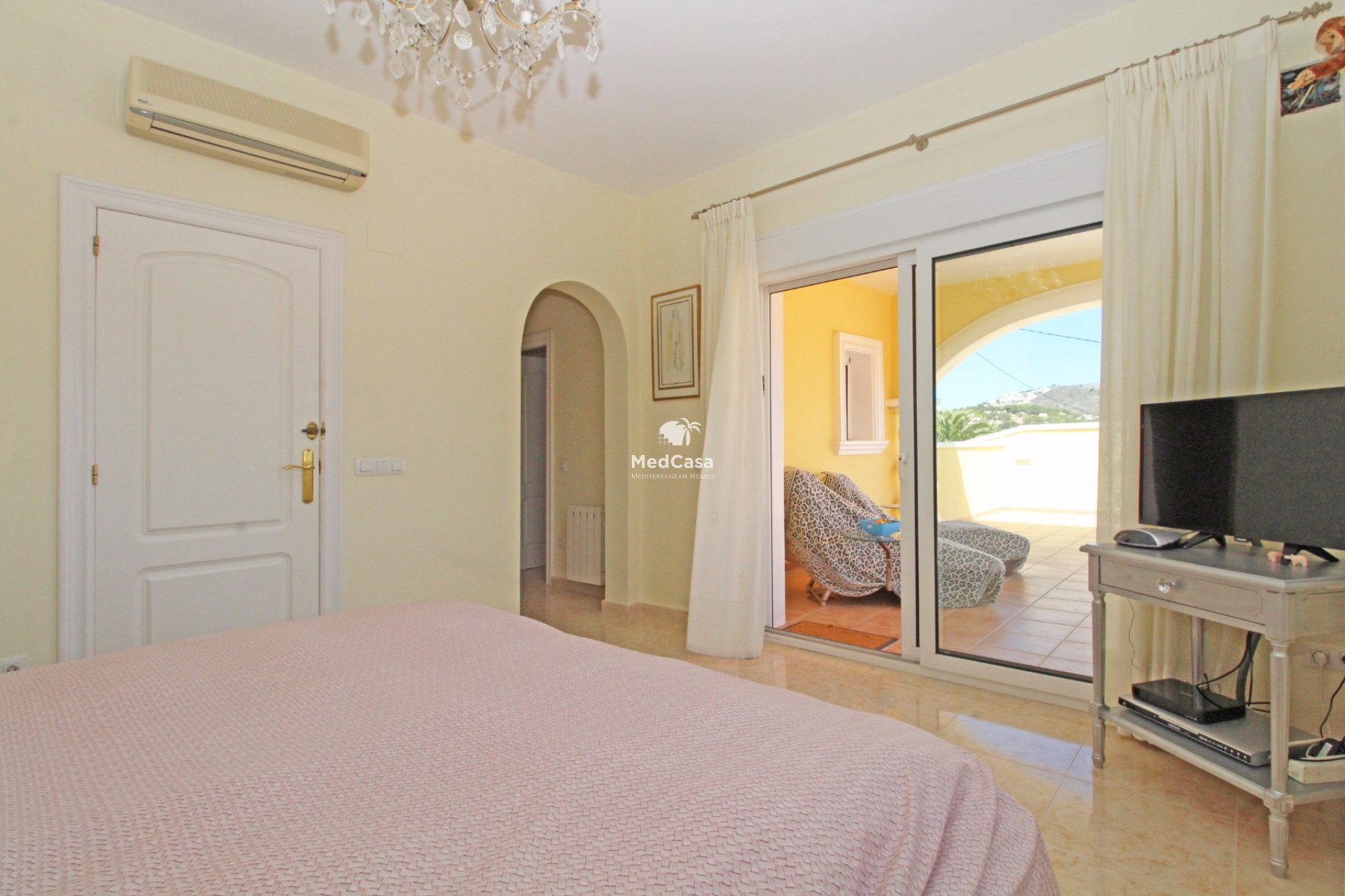 Resale - Villa -
Moraira - Pinar de l'Advocat