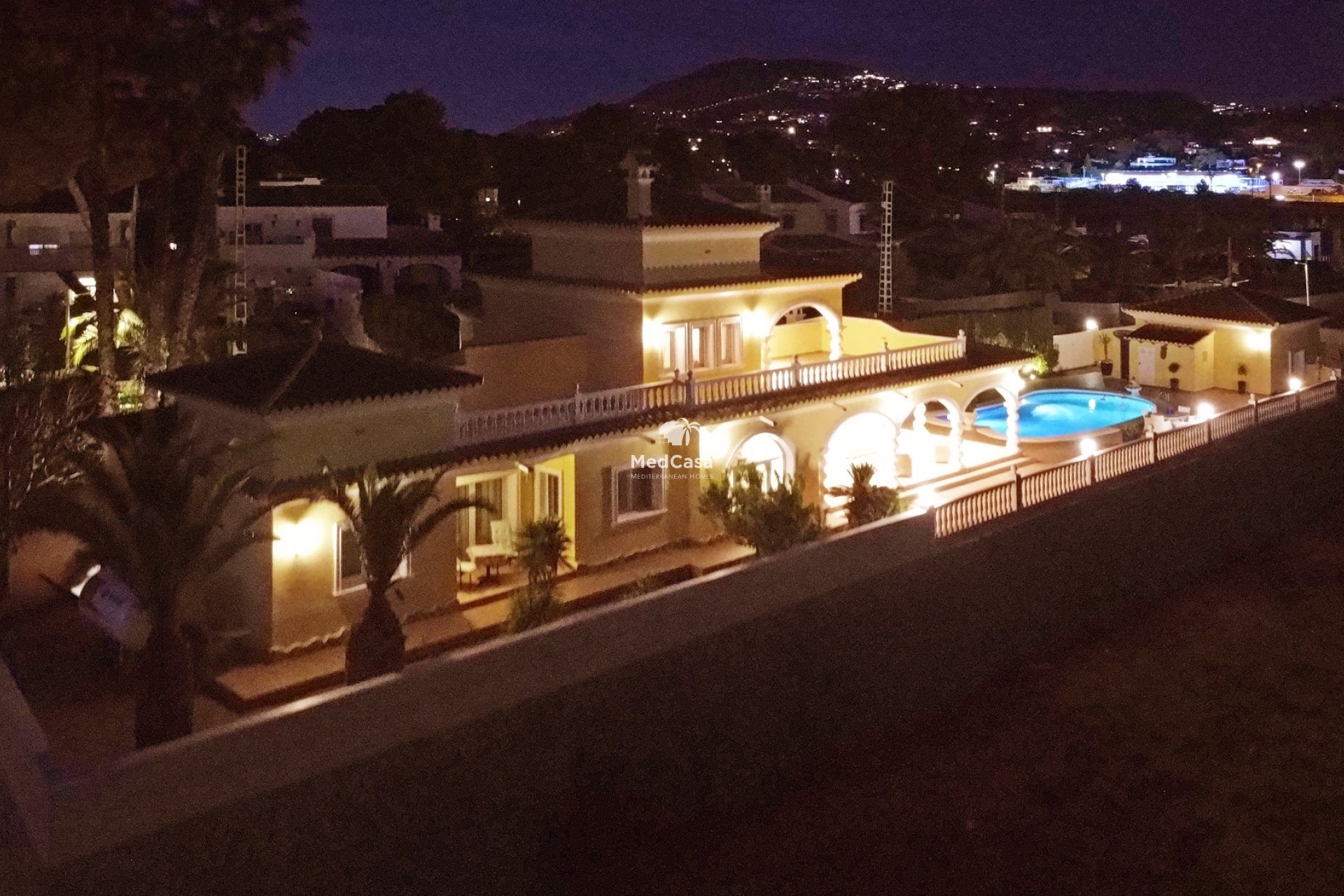 Resale - Villa -
Moraira - Pinar de l'Advocat