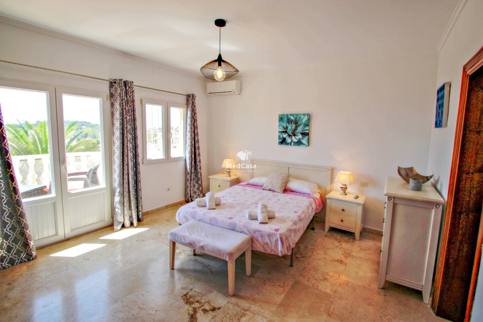 Resale - Villa -
Moraira - Pinar de l'Advocat