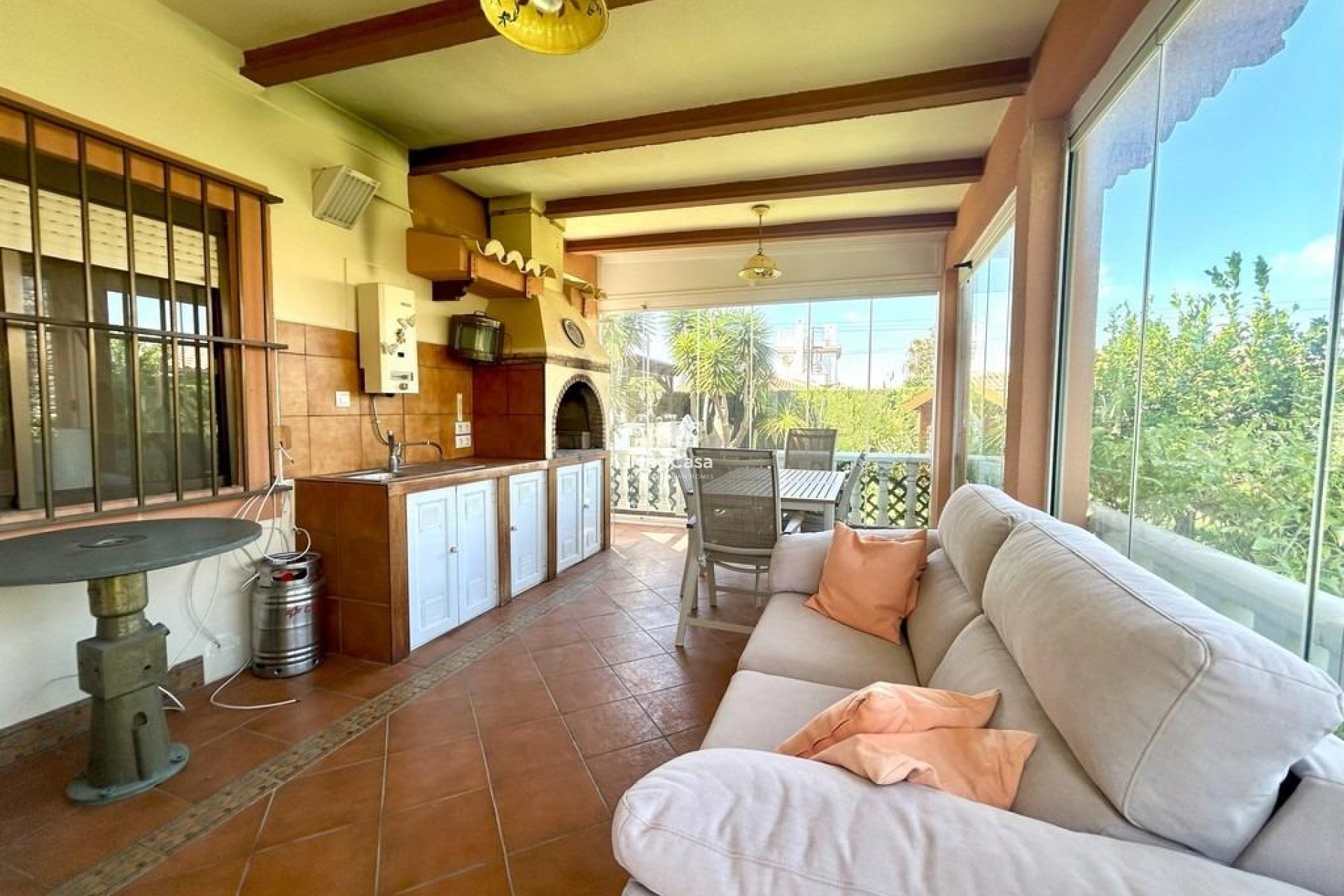 Resale - Villa -
Orihuela Costa - Aguamarina