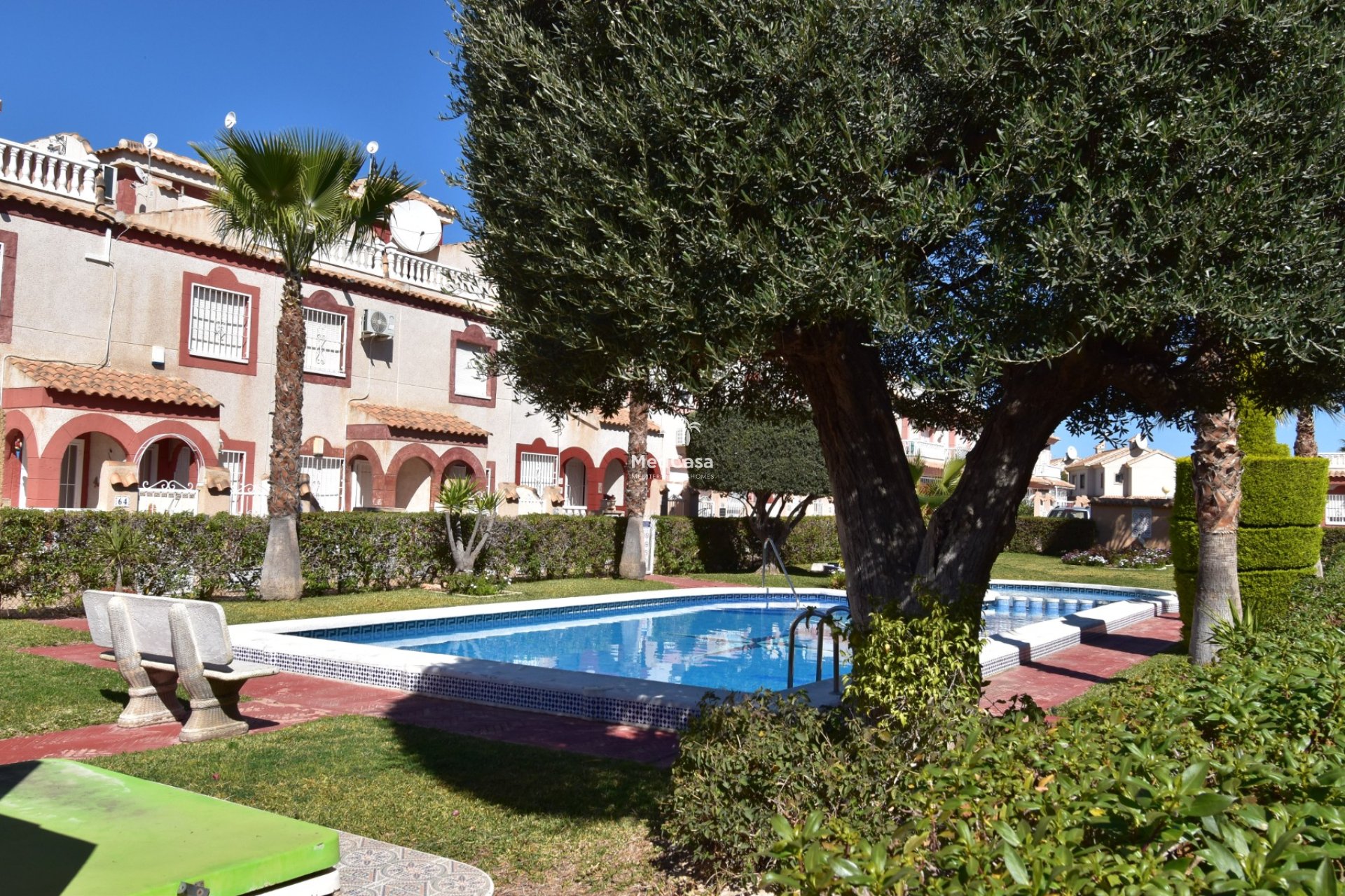 Resale - Villa -
Orihuela Costa - Playa Flamenca
