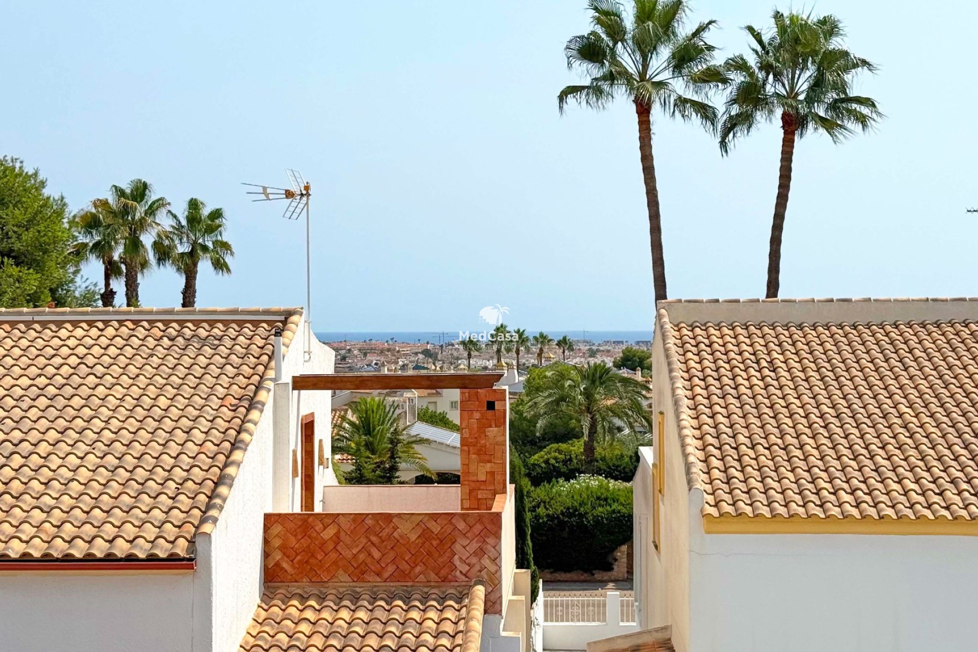 Resale - Villa -
Orihuela Costa - Villamartín