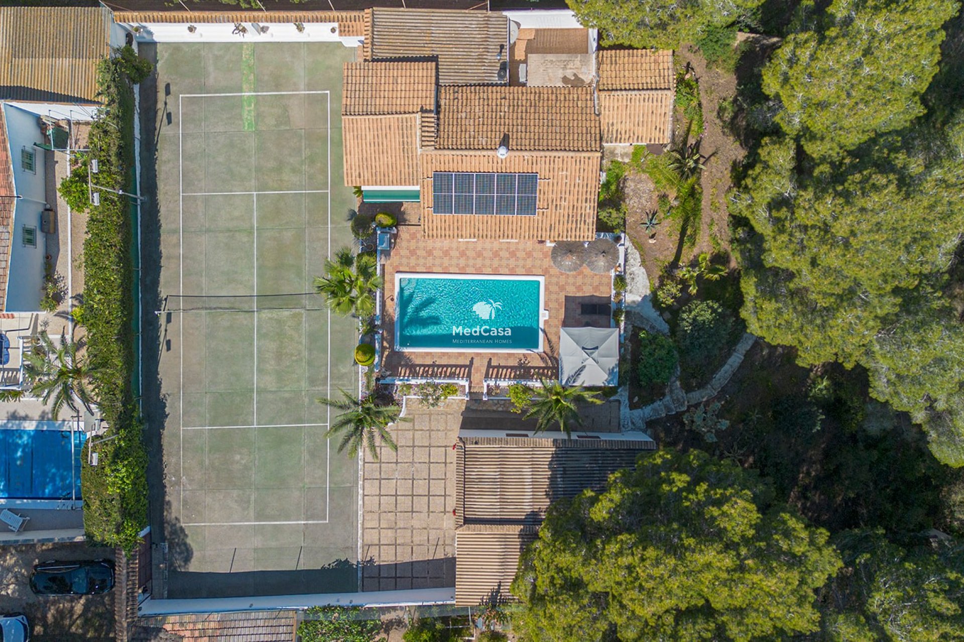 Resale - Villa -
Orihuela Costa - Villamartín