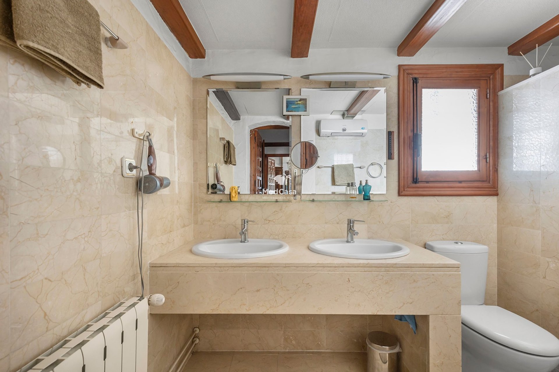 Resale - Villa -
Orihuela Costa - Villamartín