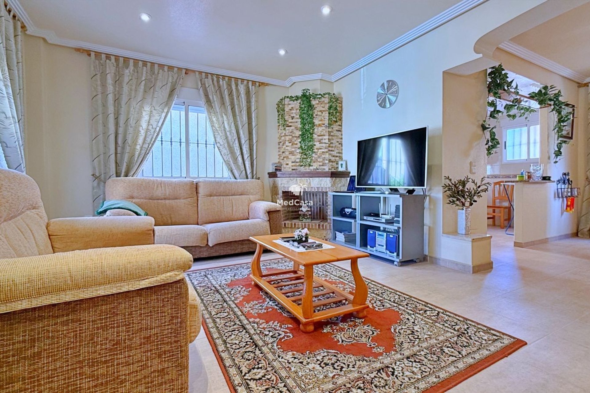 Resale - Villa -
Orihuela Costa