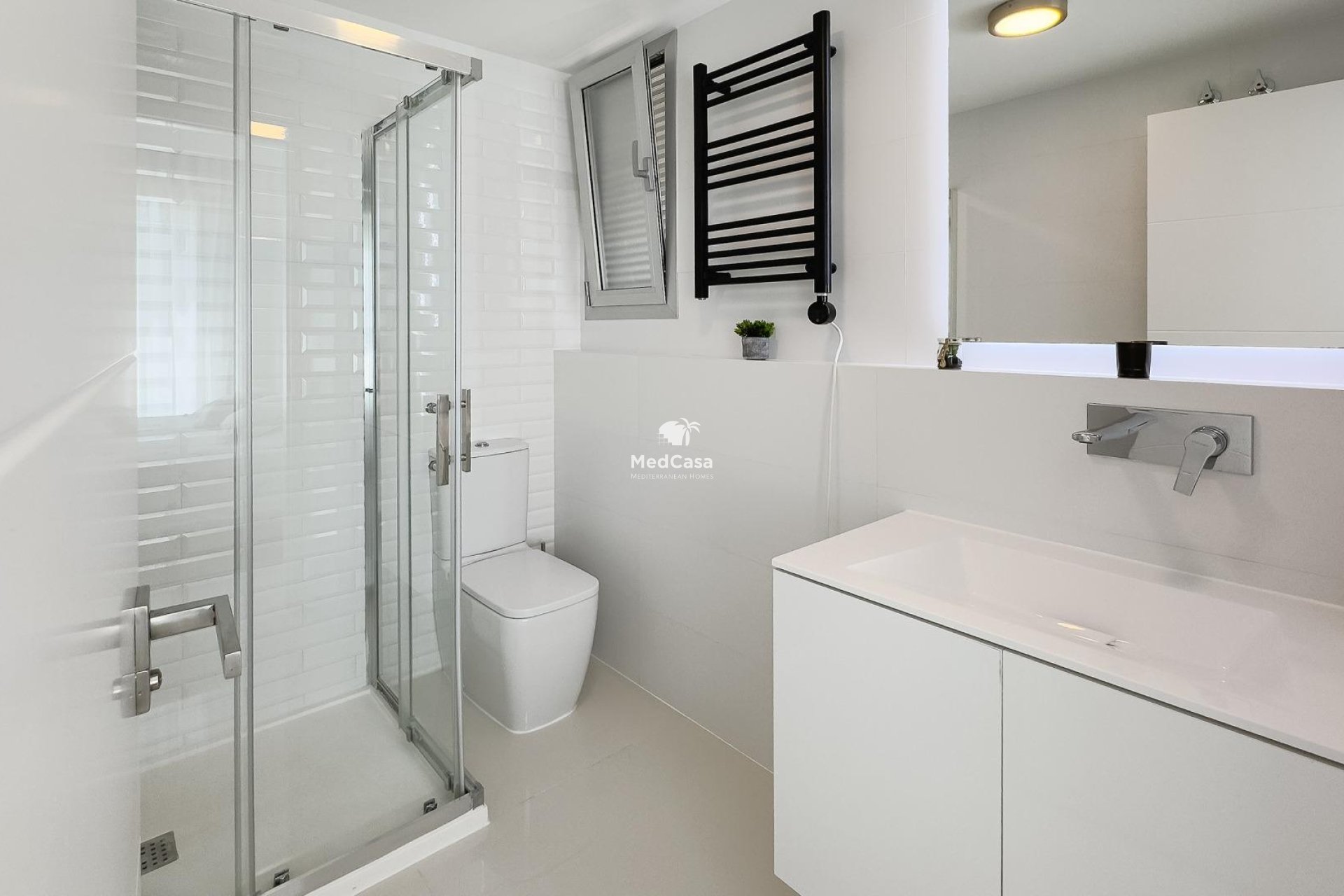 Resale - Villa -
Pilar de la Horadada - Pueblo Latino