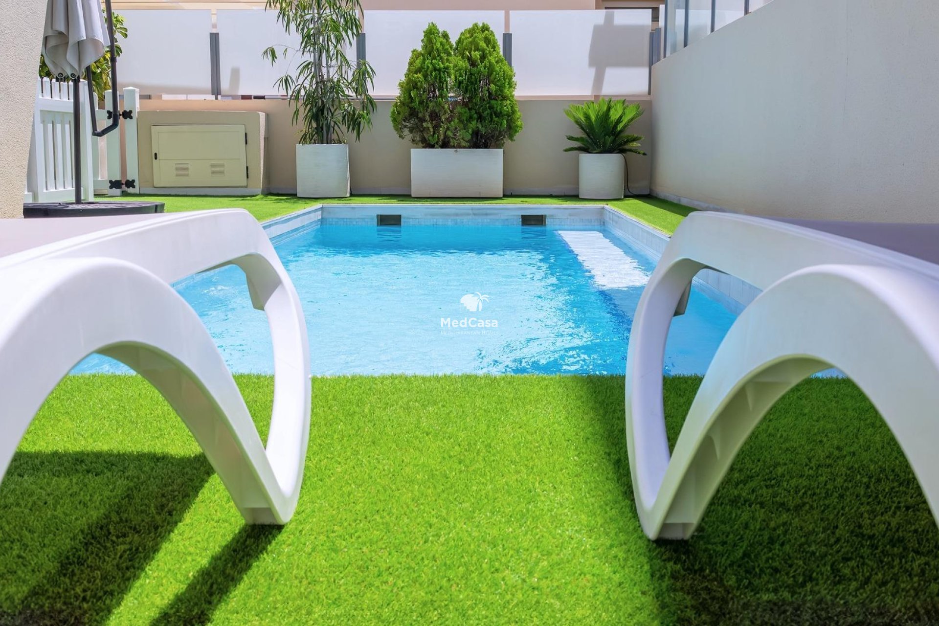 Resale - Villa -
Pilar de la Horadada - Pueblo Latino