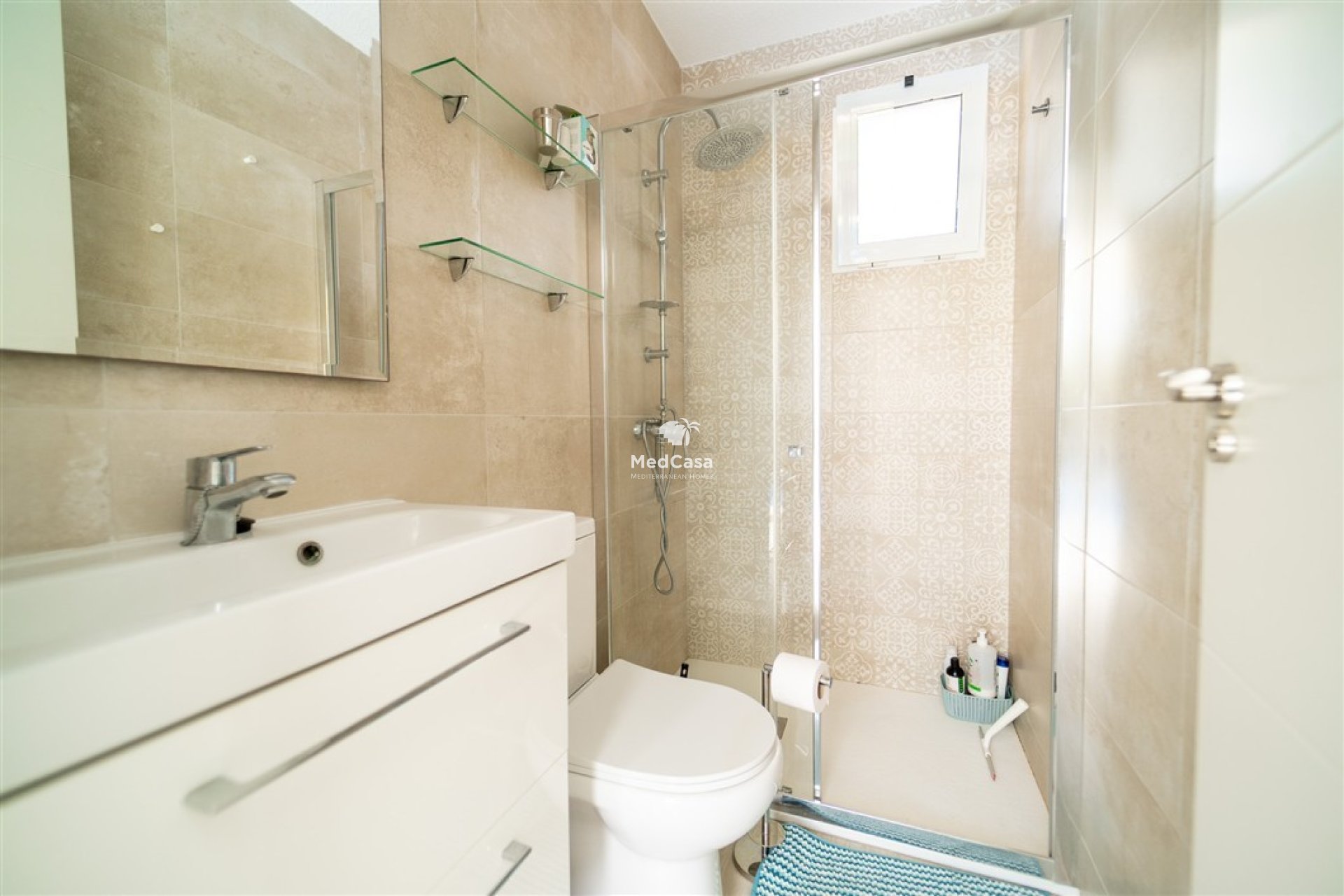 Resale - Villa -
Torrevieja - El chaparral