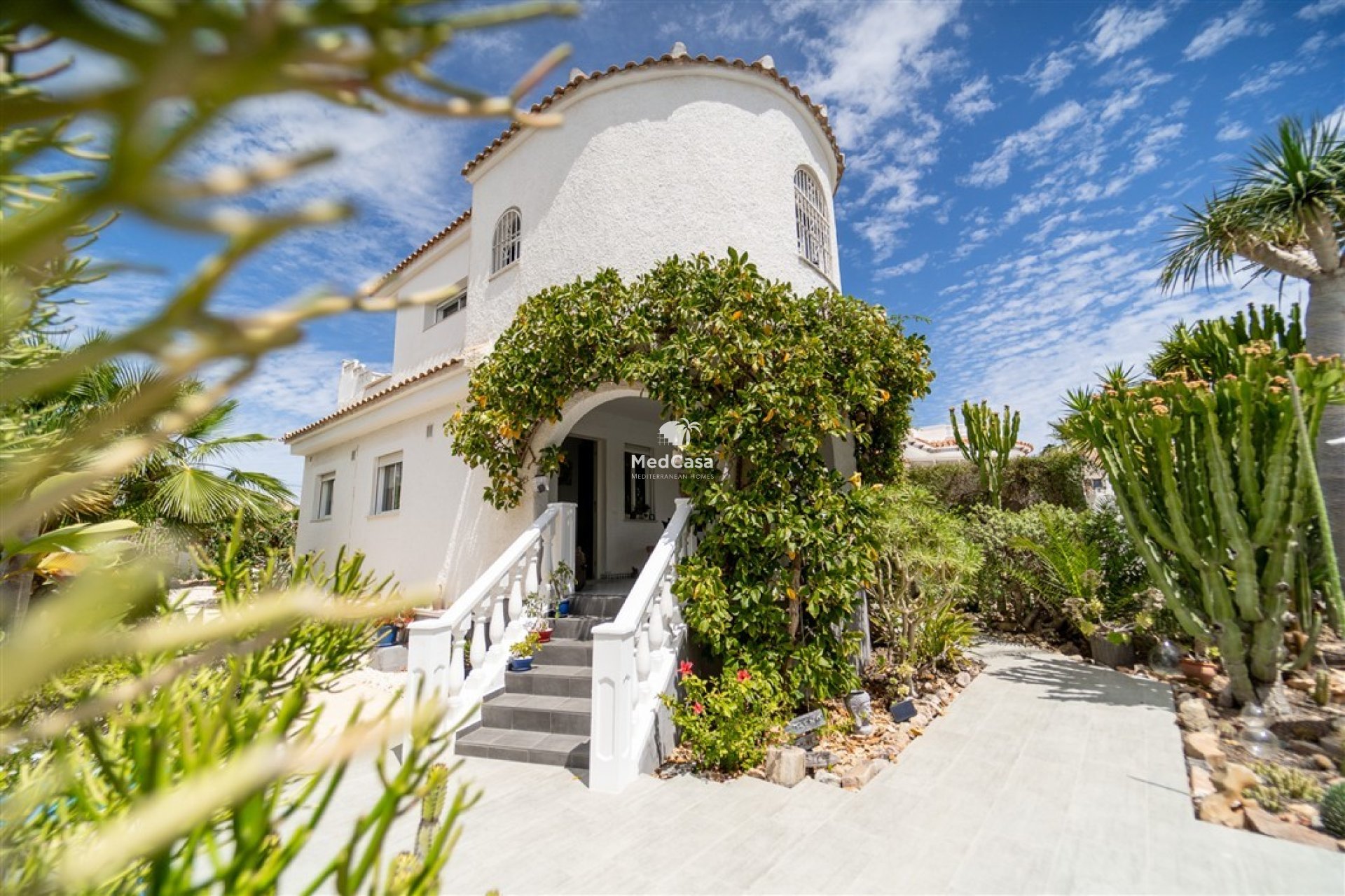 Resale - Villa -
Torrevieja - El chaparral