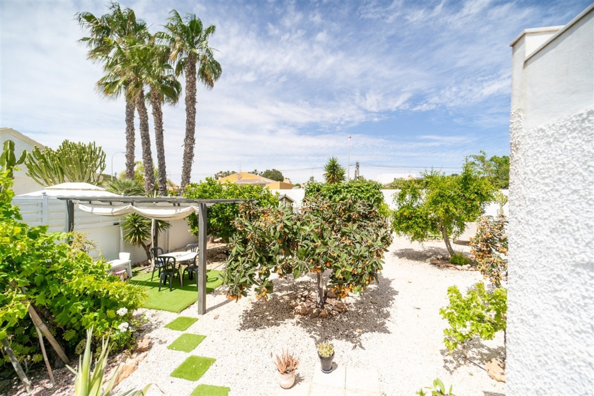 Resale - Villa -
Torrevieja - El chaparral