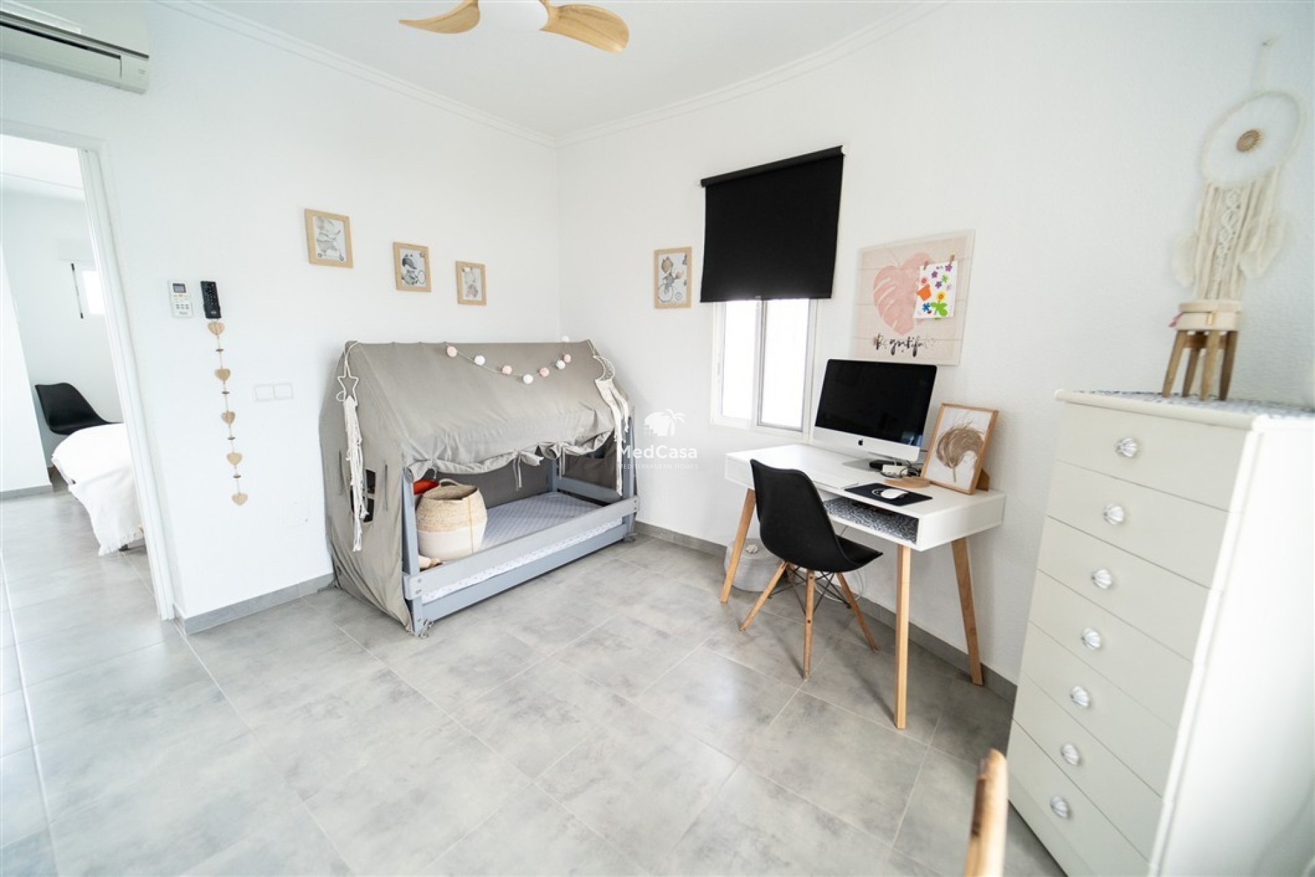 Resale - Villa -
Torrevieja - El chaparral