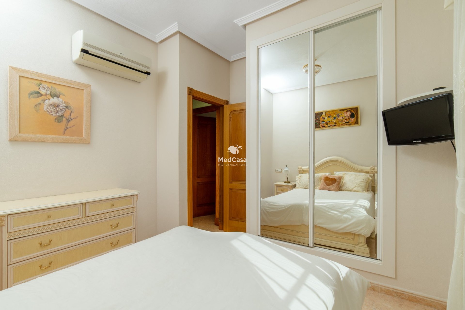 Resale - Villa -
Torrevieja - Los Balcones