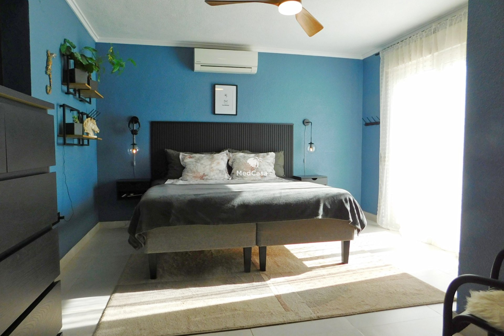 Resale - Villa -
Torrevieja - San Luis