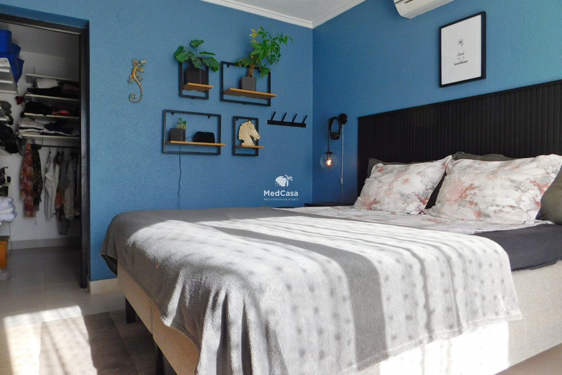 Resale - Villa -
Torrevieja - San Luis