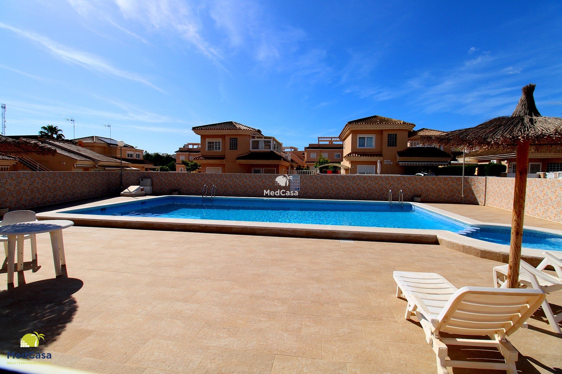 Resale - Villa -
Torrevieja