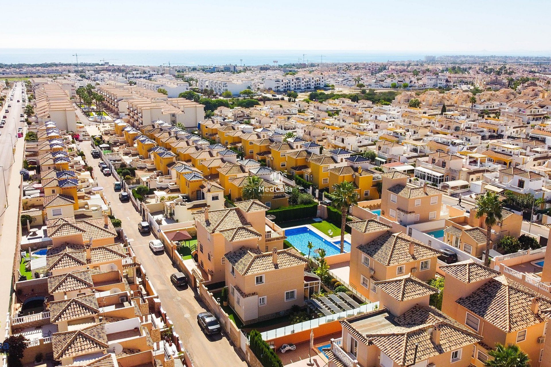 Segunda mano - Adosado -
Orihuela Costa