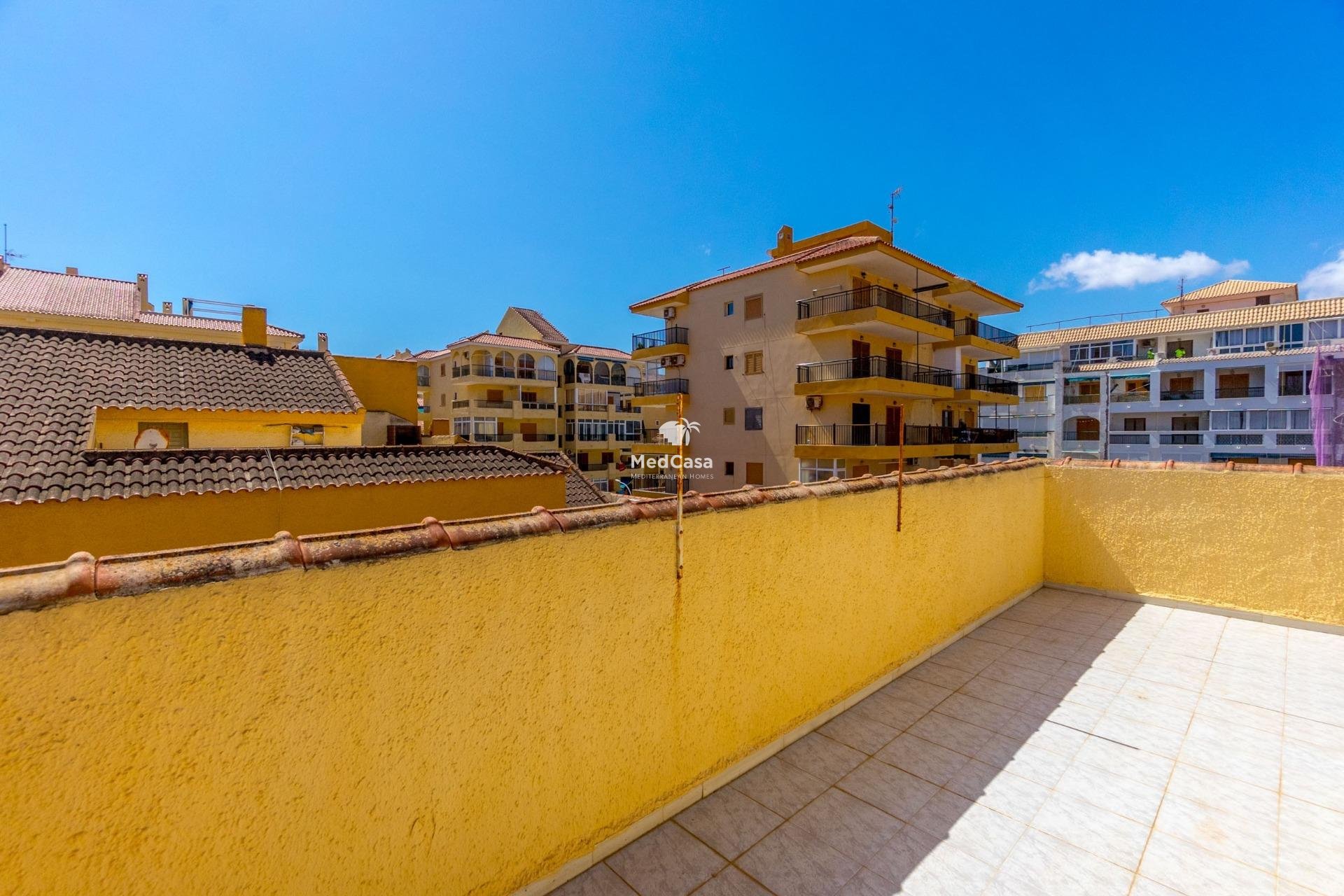 Segunda mano - Adosado -
Torrevieja - La Mata