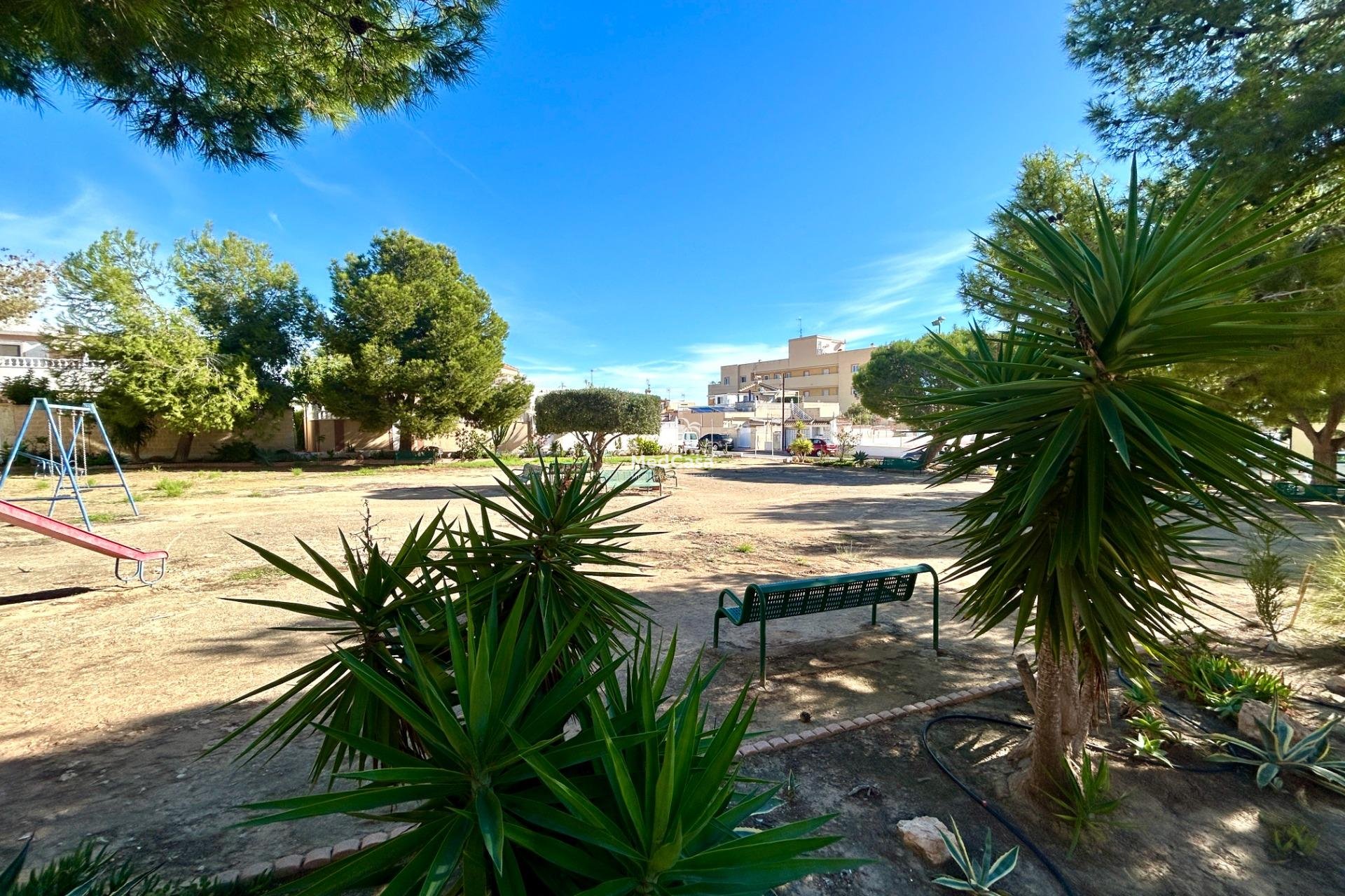 Segunda mano - Apartamento -
Orihuela Costa - Lomas de Don Juan