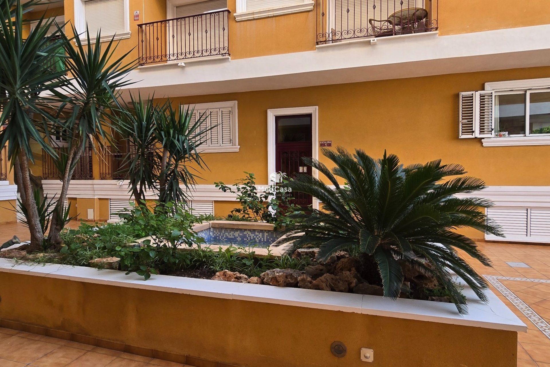 Segunda mano - Apartamento planta baja -
Formentera del Segura