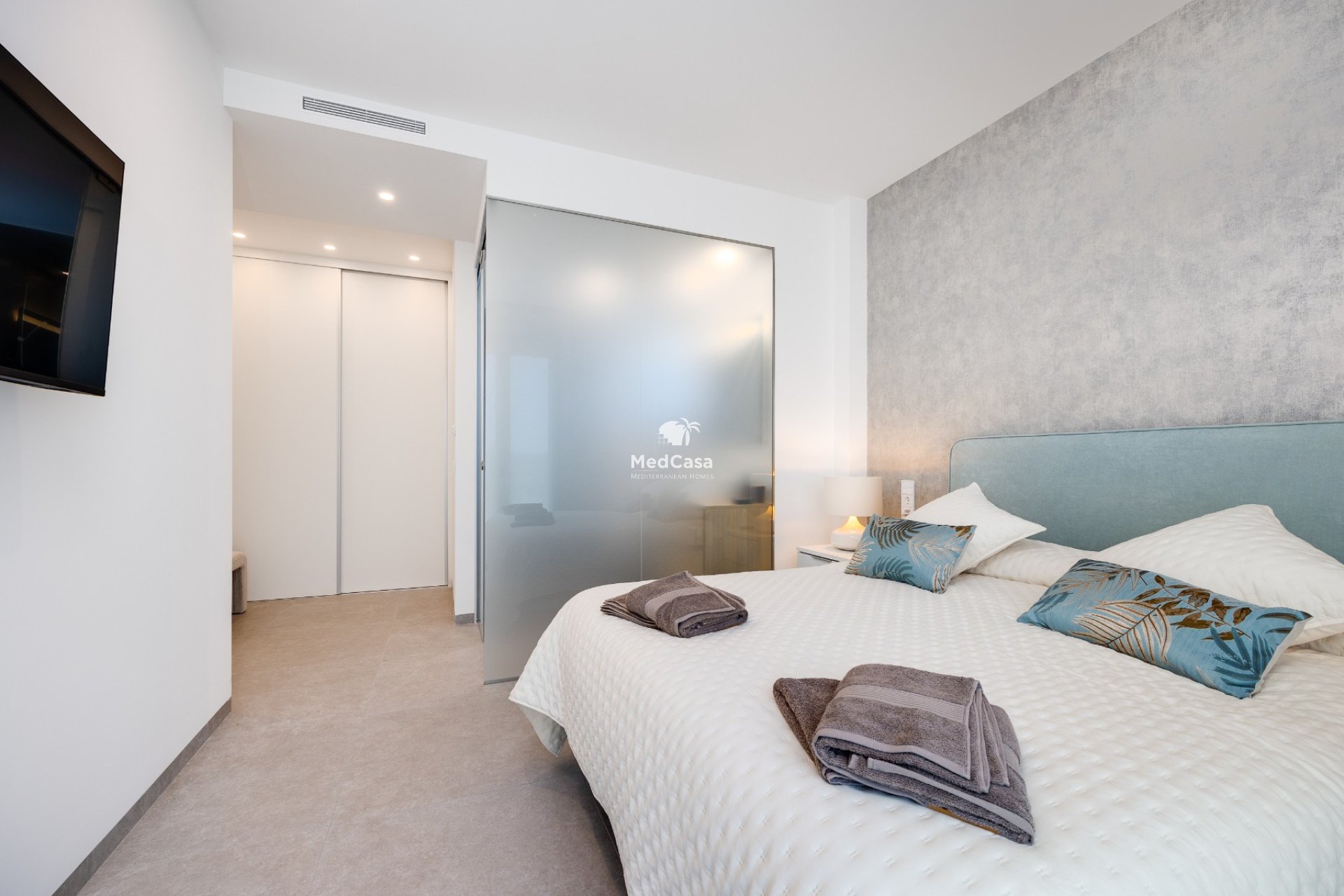 Segunda mano - Apartamento planta baja -
Golf Las Colinas