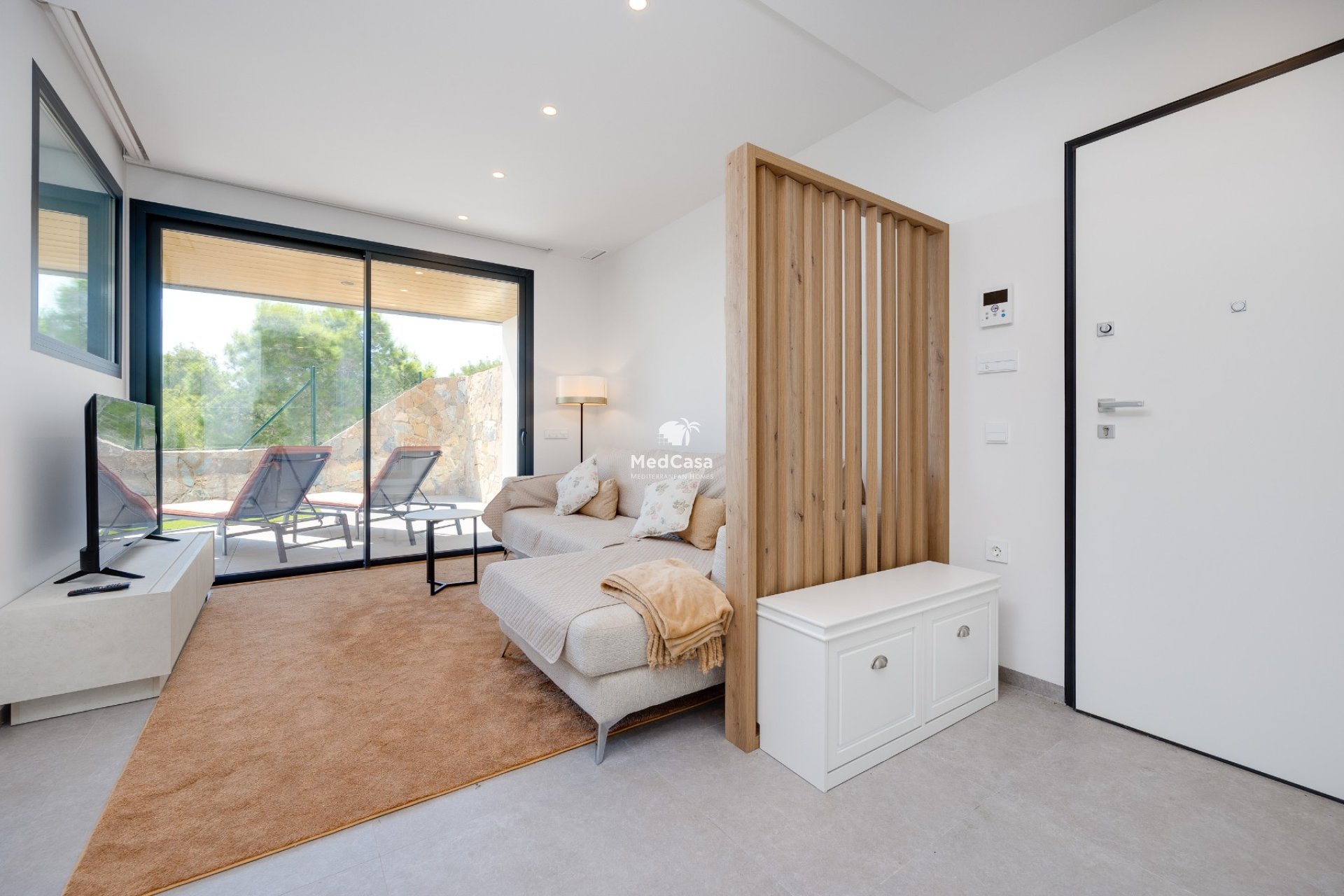 Segunda mano - Apartamento planta baja -
Golf Las Colinas