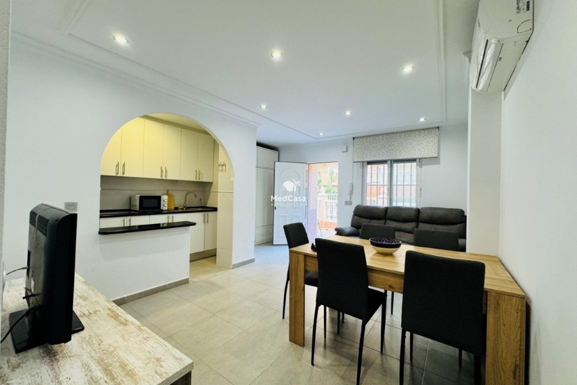 Segunda mano - Apartamento planta baja -
Guardamar del Segura - Guardamar