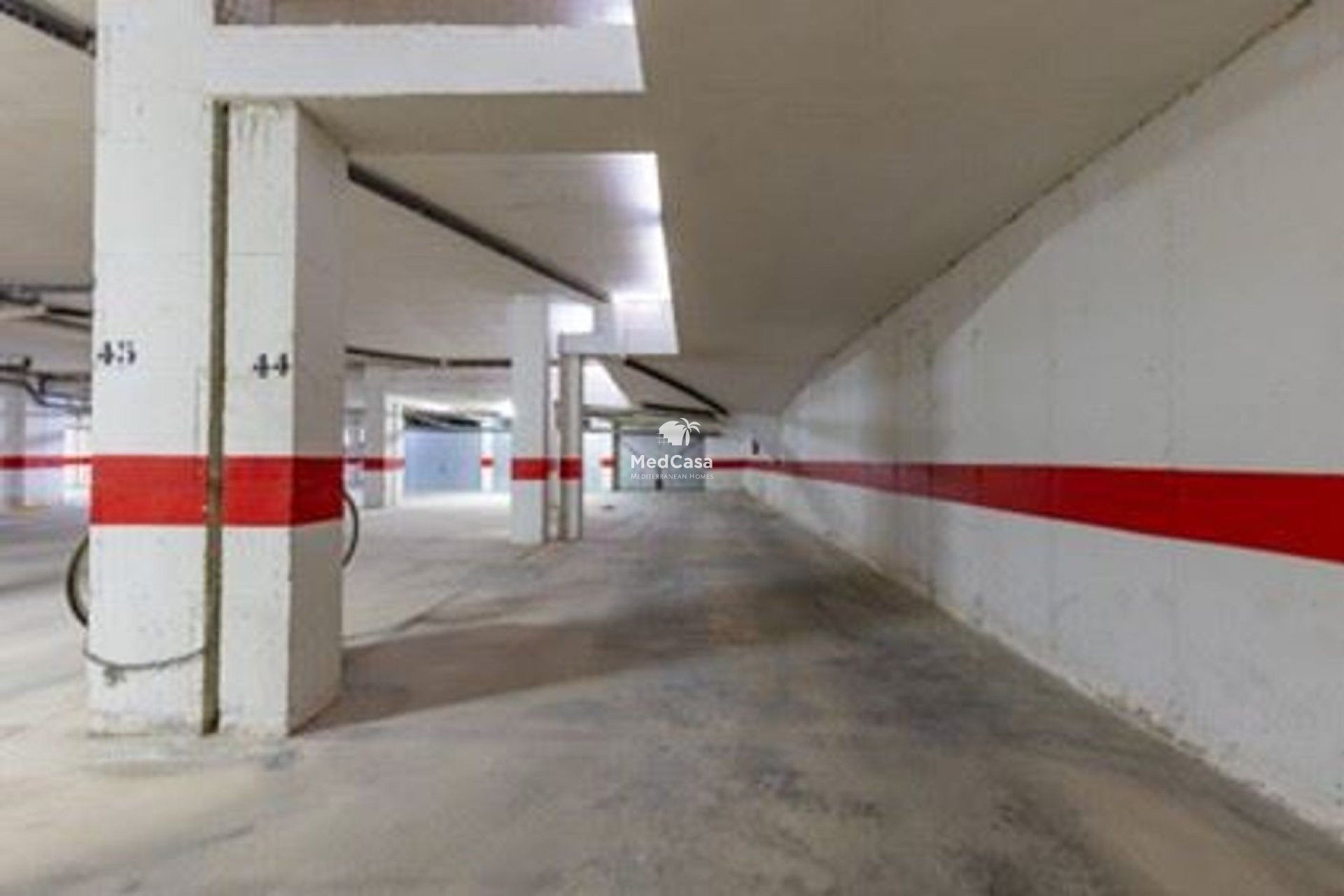 Segunda mano - Apartamento planta baja -
La Mata