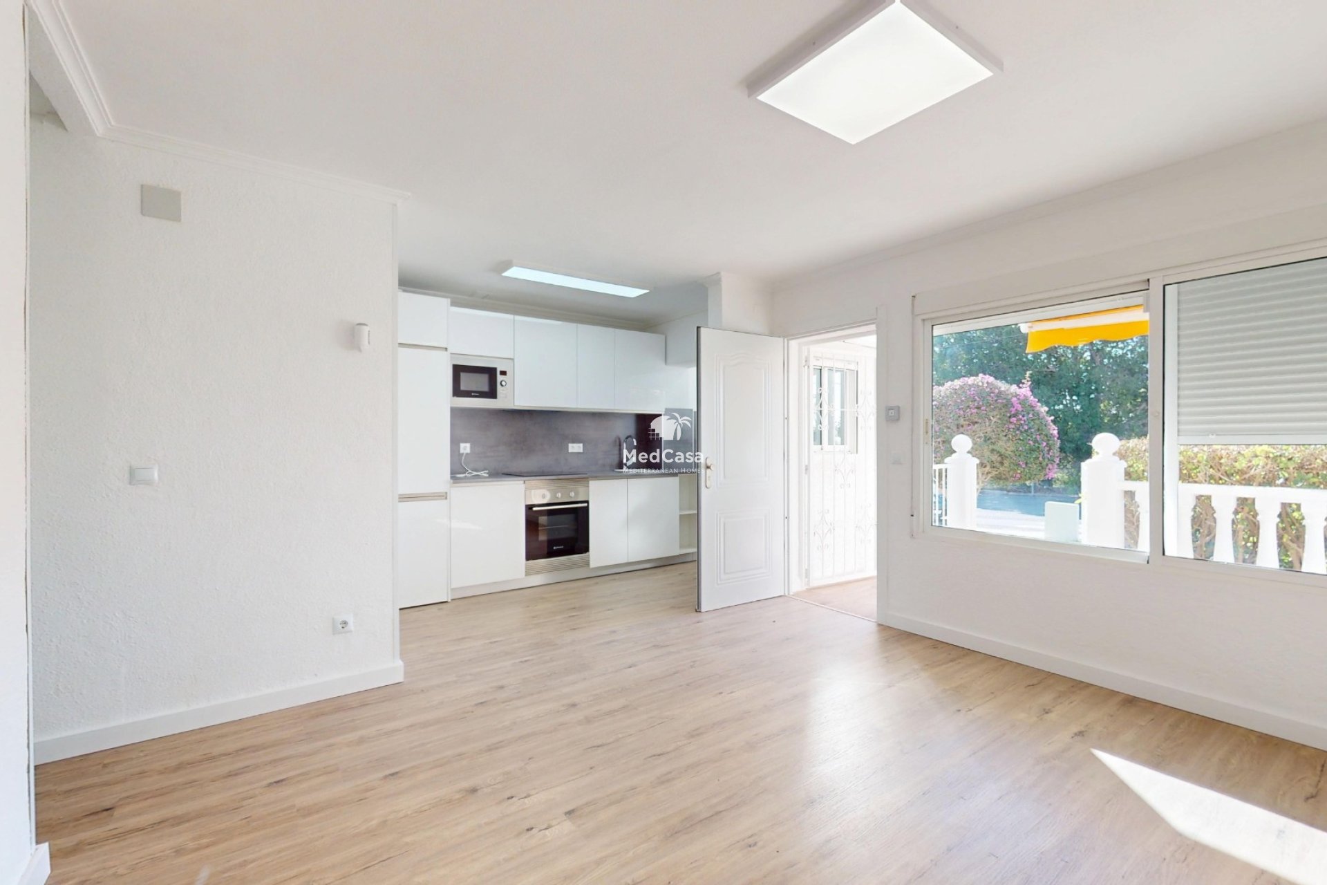 Segunda mano - Apartamento planta baja -
Orihuela Costa - Villamartín