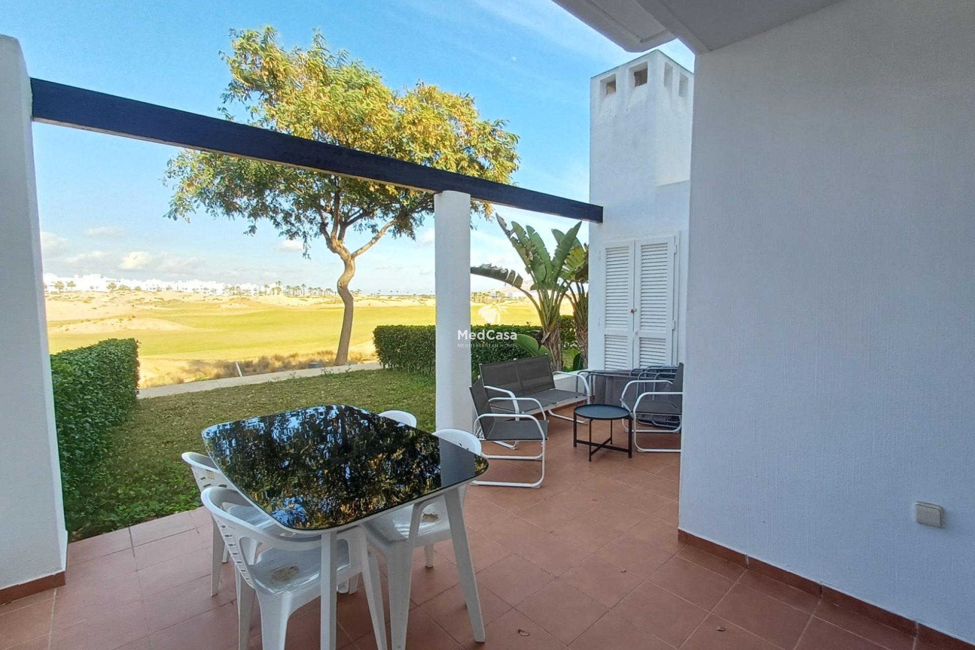 Segunda mano - Apartamento planta baja -
Roldan