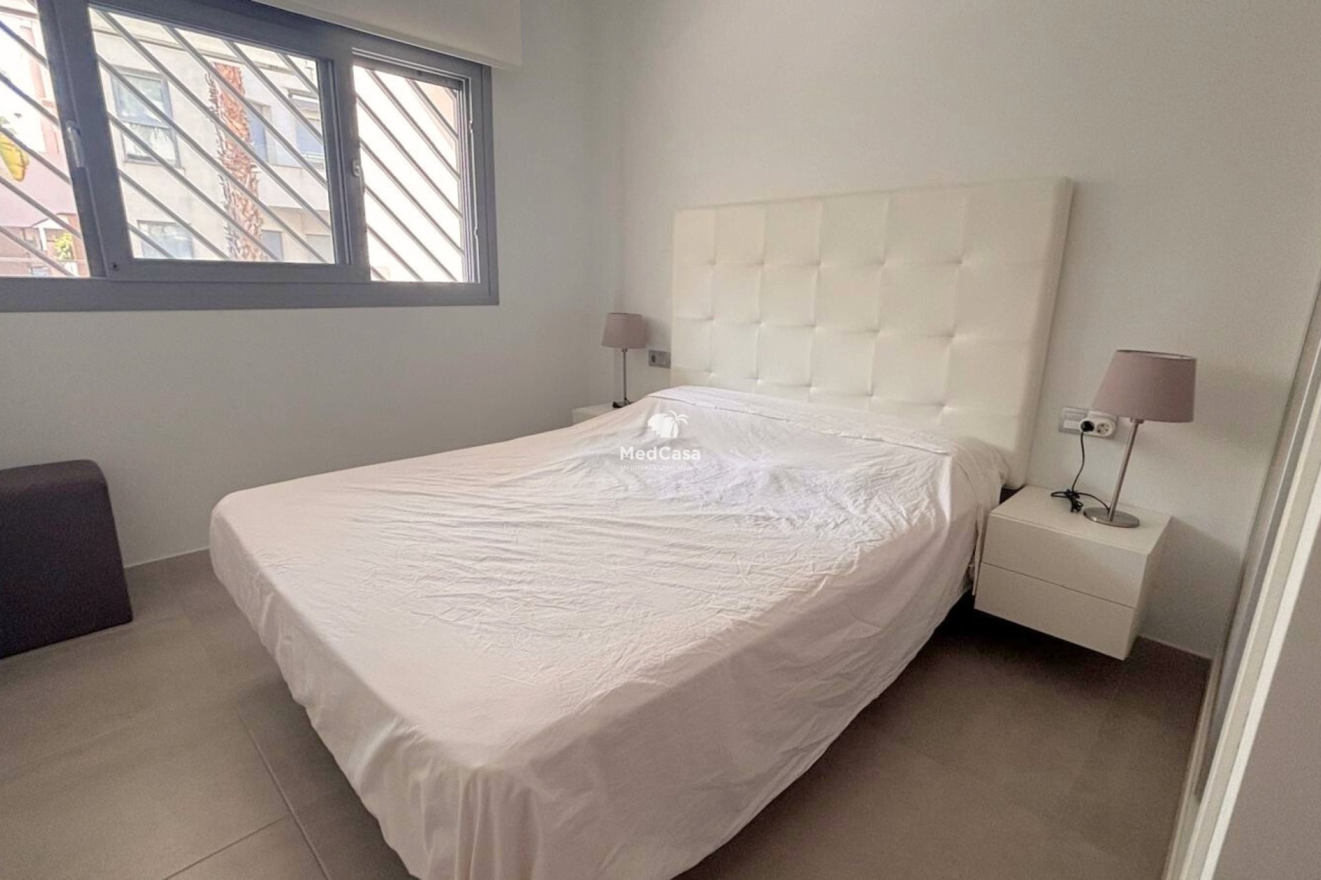 Segunda mano - Apartamento planta baja -
Torrevieja