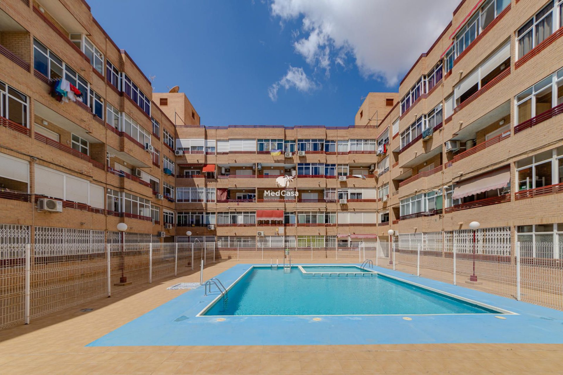 Segunda mano - Apartamento -
Torrevieja - El Molino