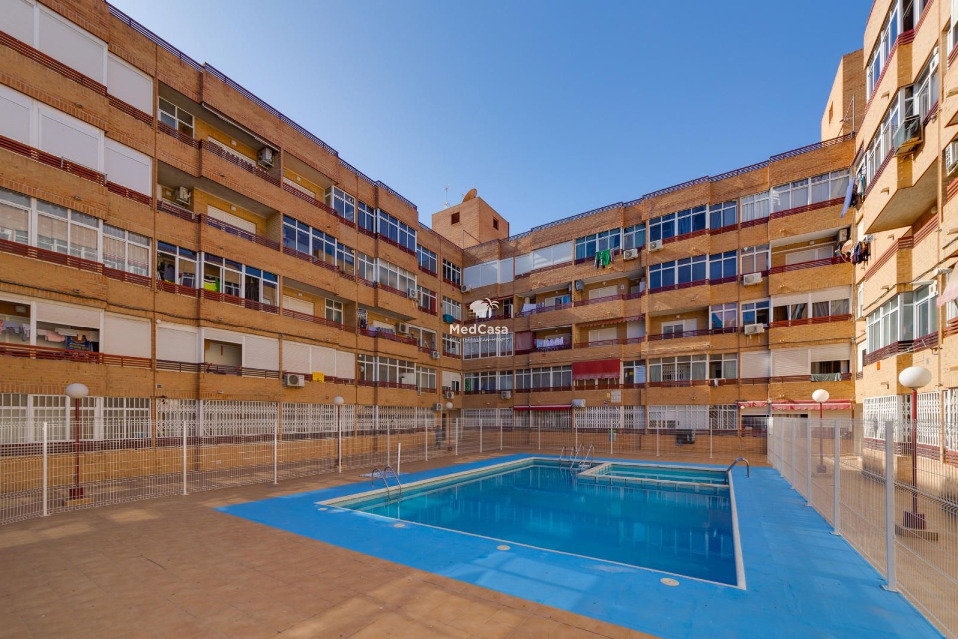 Segunda mano - Apartamento -
Torrevieja - El Molino