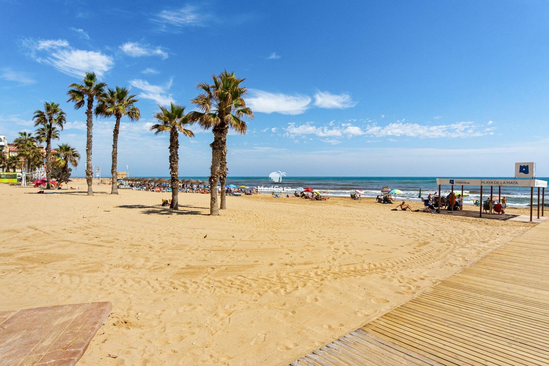 Segunda mano - Apartamento -
Torrevieja - La Mata pueblo