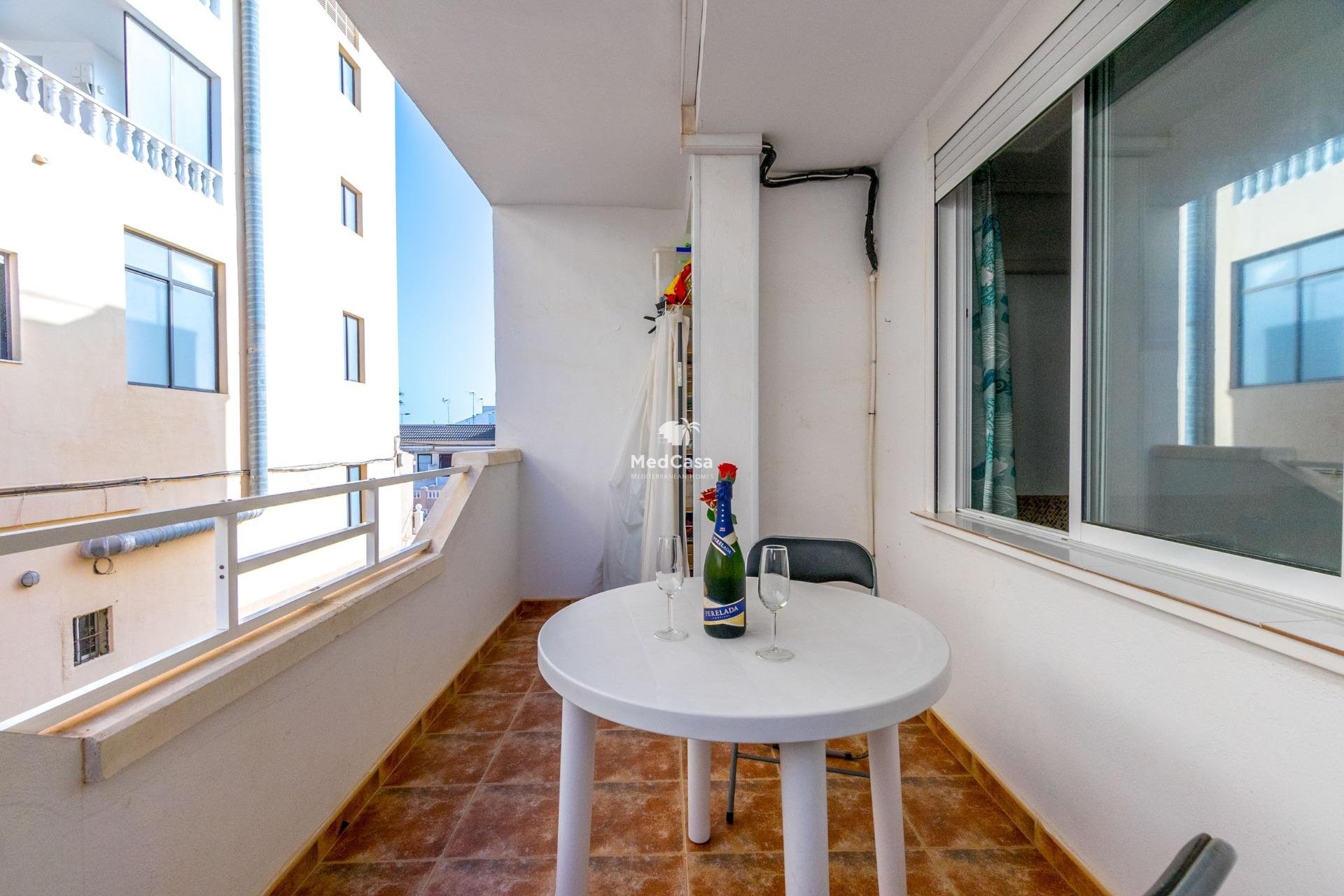 Segunda mano - Apartamento -
Torrevieja - La Mata