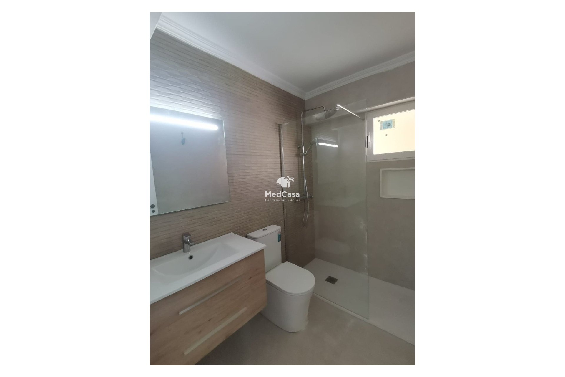 Segunda mano - Apartamento -
Torrevieja - La Mata