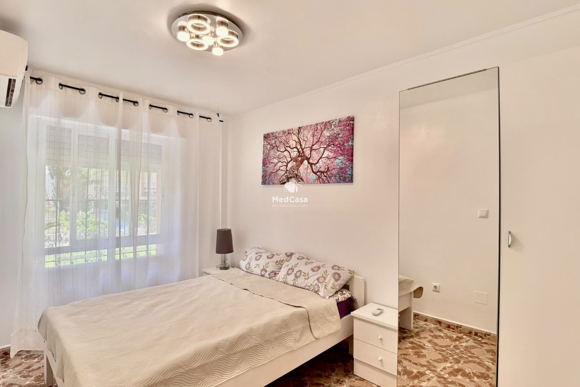Segunda mano - Apartamento -
Torrevieja - La veleta