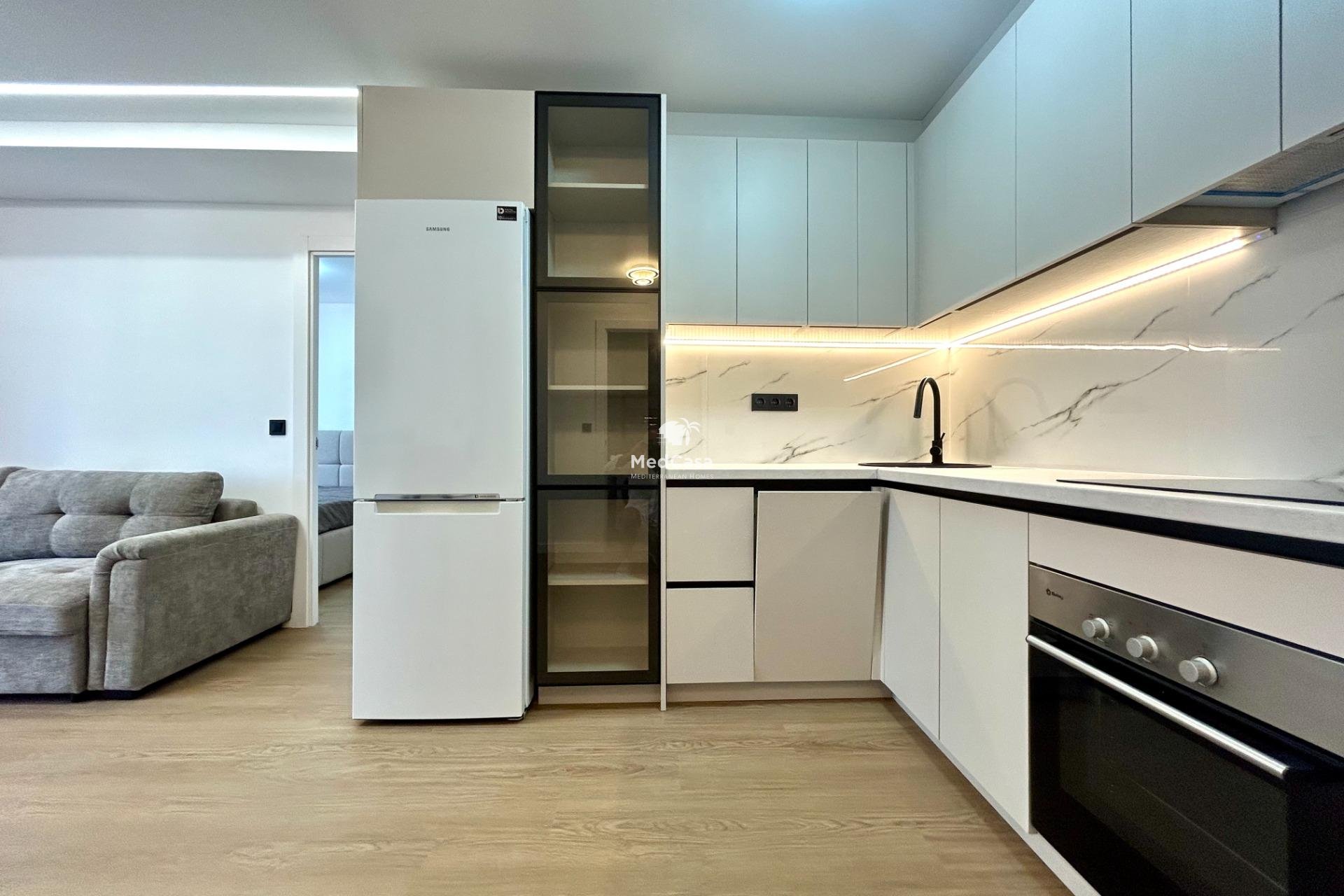 Segunda mano - Apartamento -
Torrevieja - Punta prima